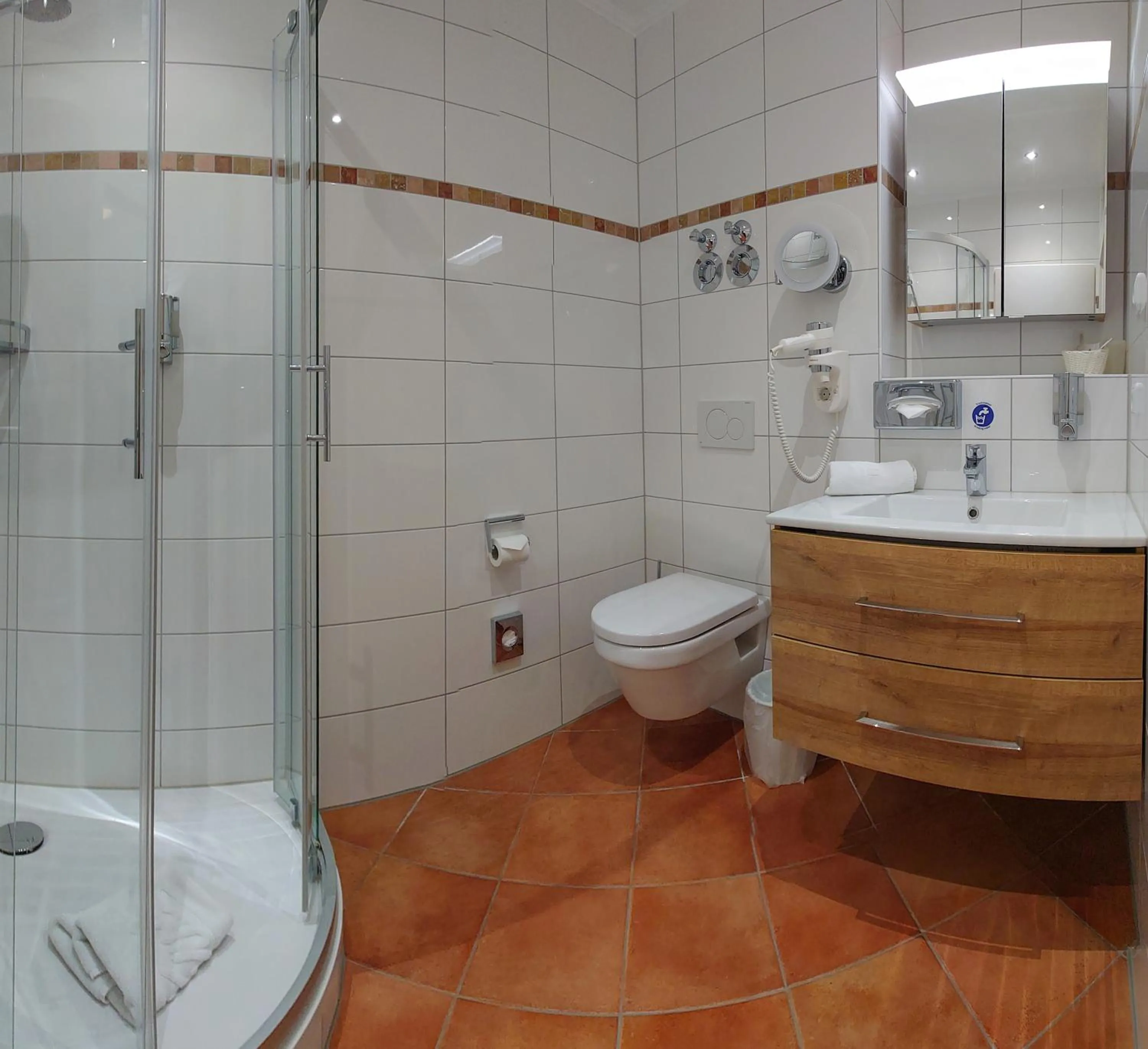 Apartment Hotel KRAL - BUSINESS HOTEL & SERVICED APARTMENTS