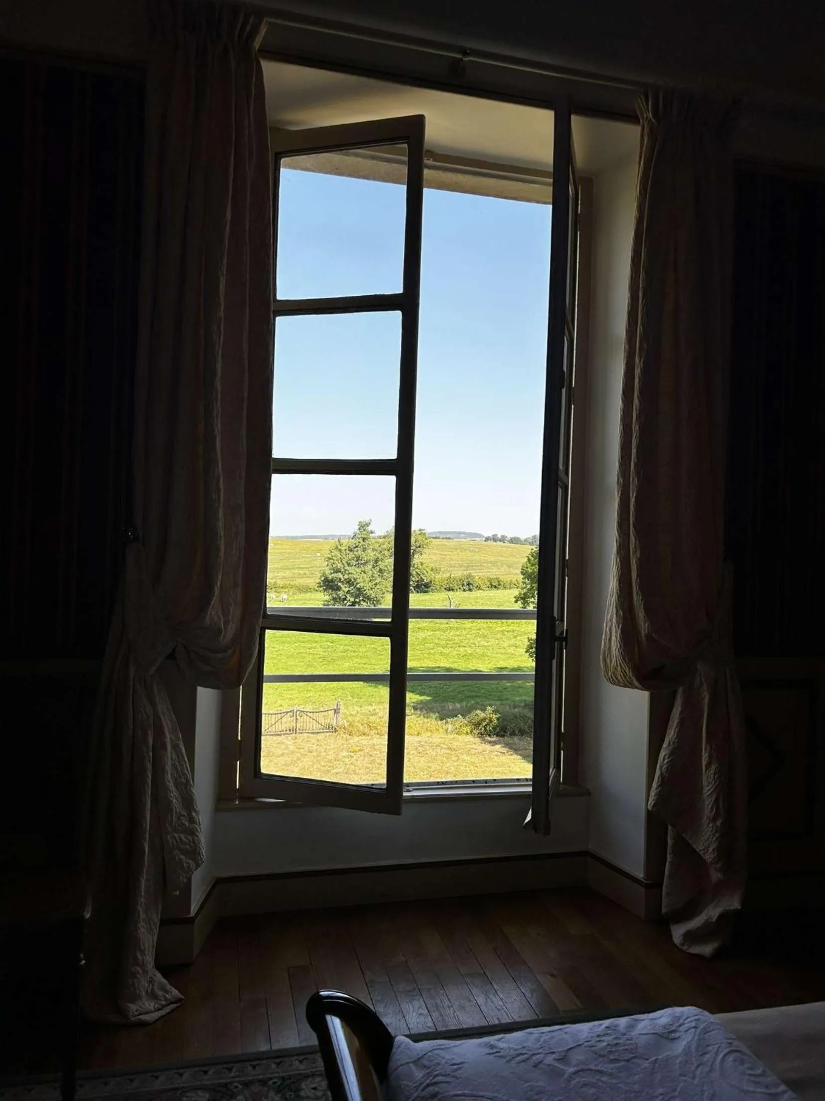 Bed in Château de Mongazon