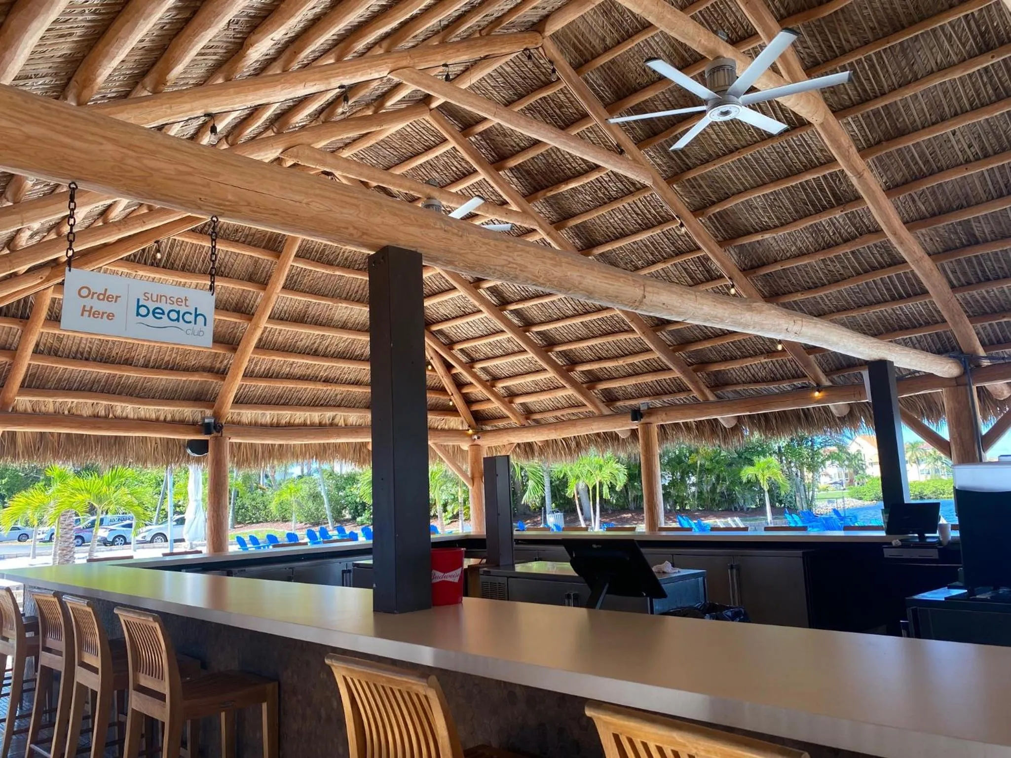 Lounge or bar in The Suites at Fishermen's Village - 2 Bedroom Suites