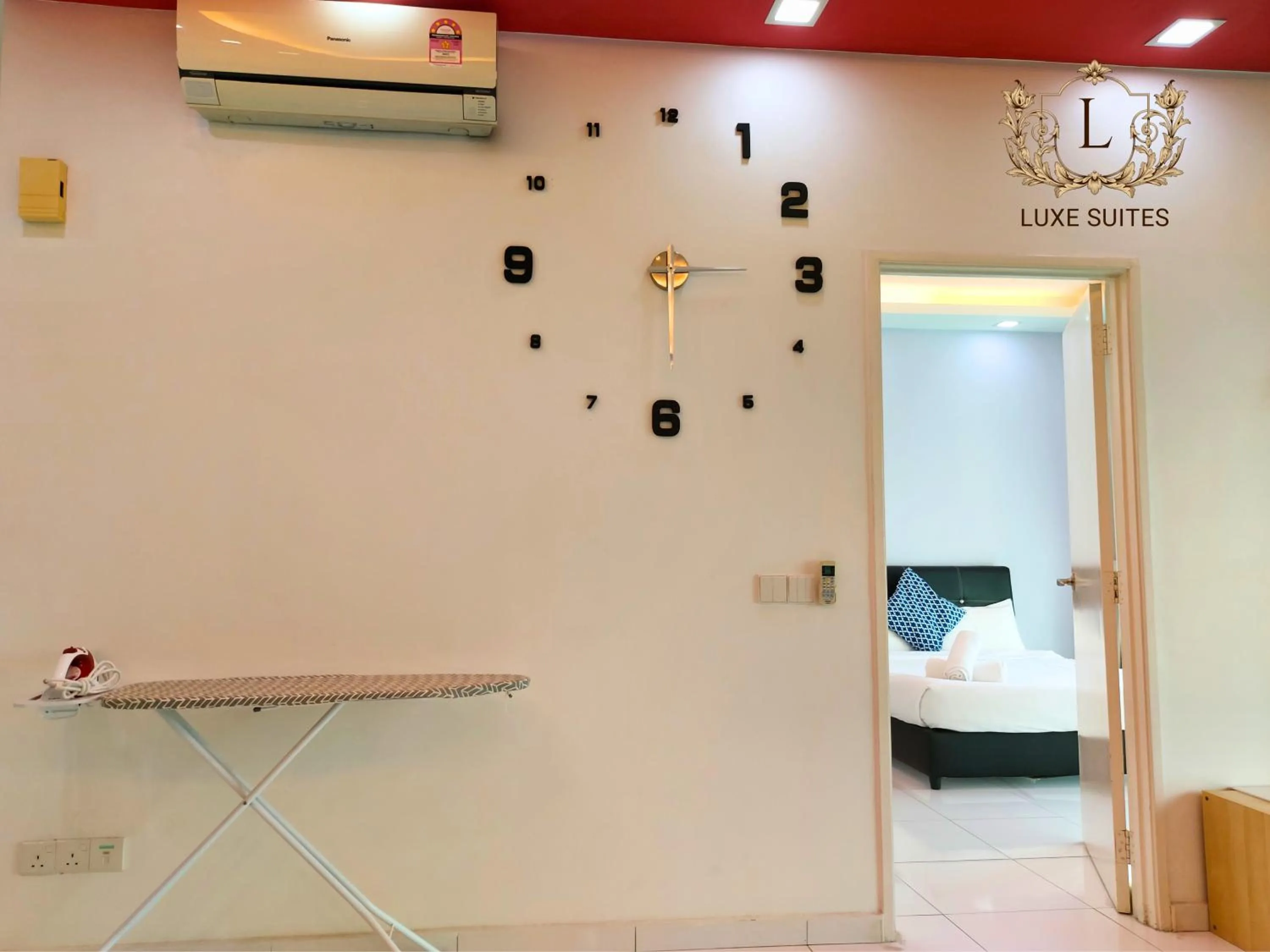 Bedroom, Bed in Luxe Suites at Skyloft