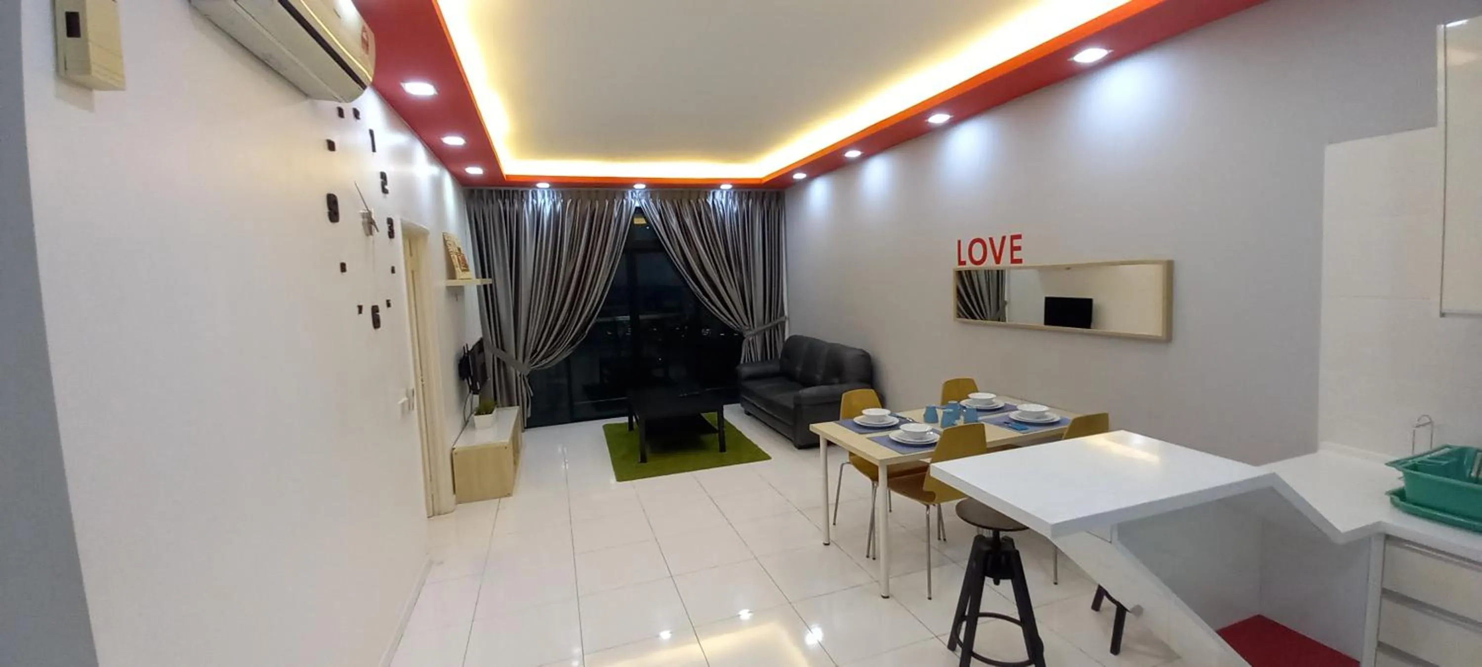 Dining area in Luxe Suites at Skyloft
