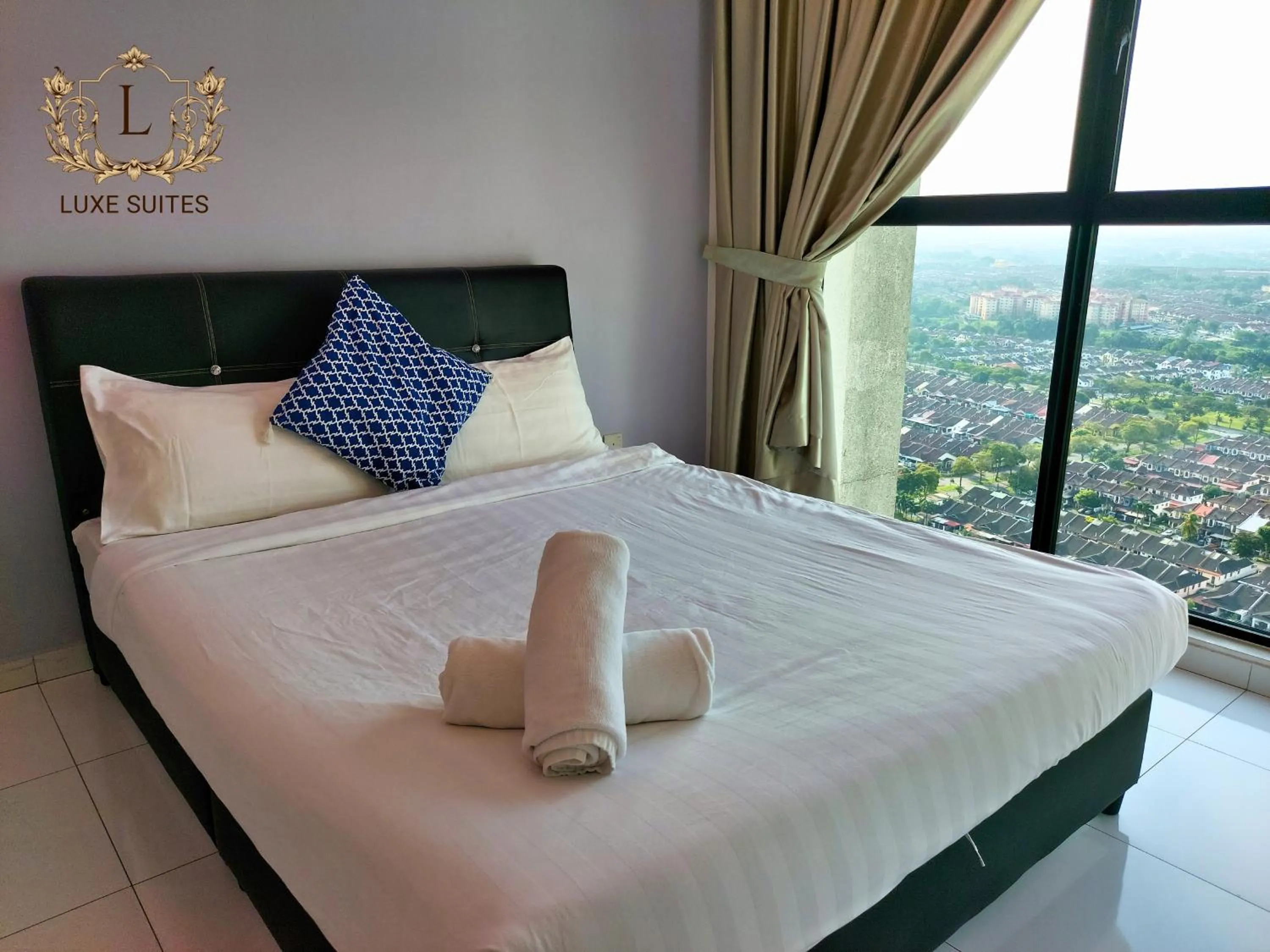 Bed in Luxe Suites at Skyloft