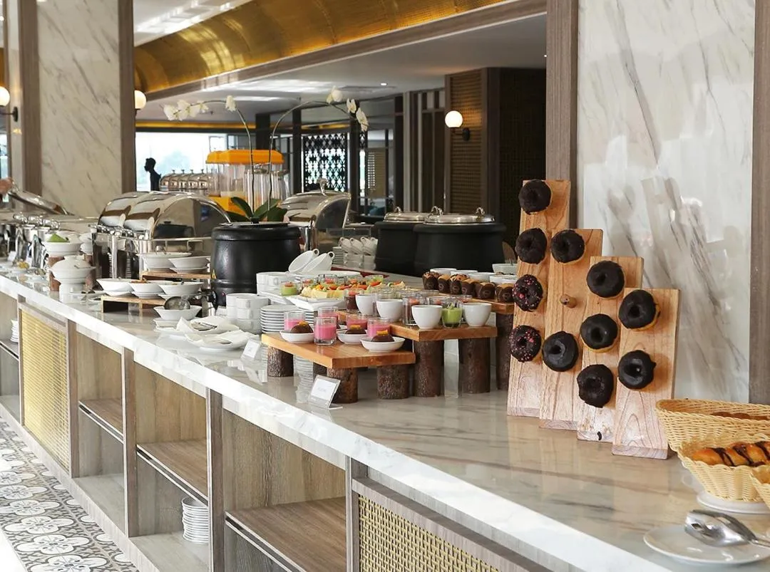 Restaurant/places to eat in Zigna Kampung Batik