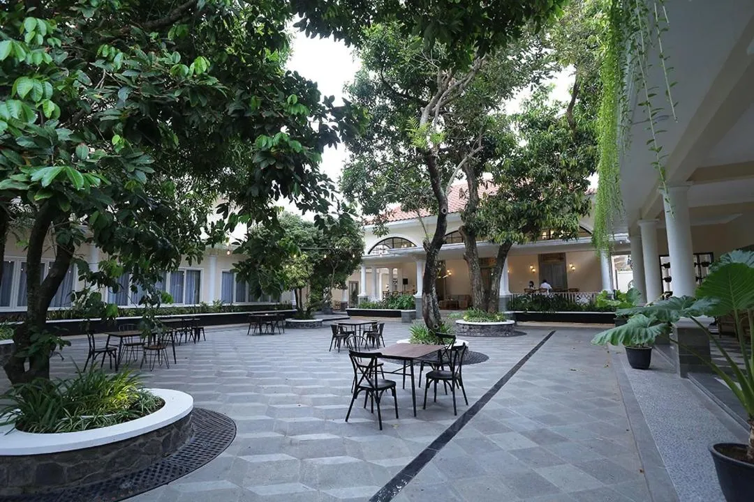 Restaurant/places to eat in Zigna Kampung Batik