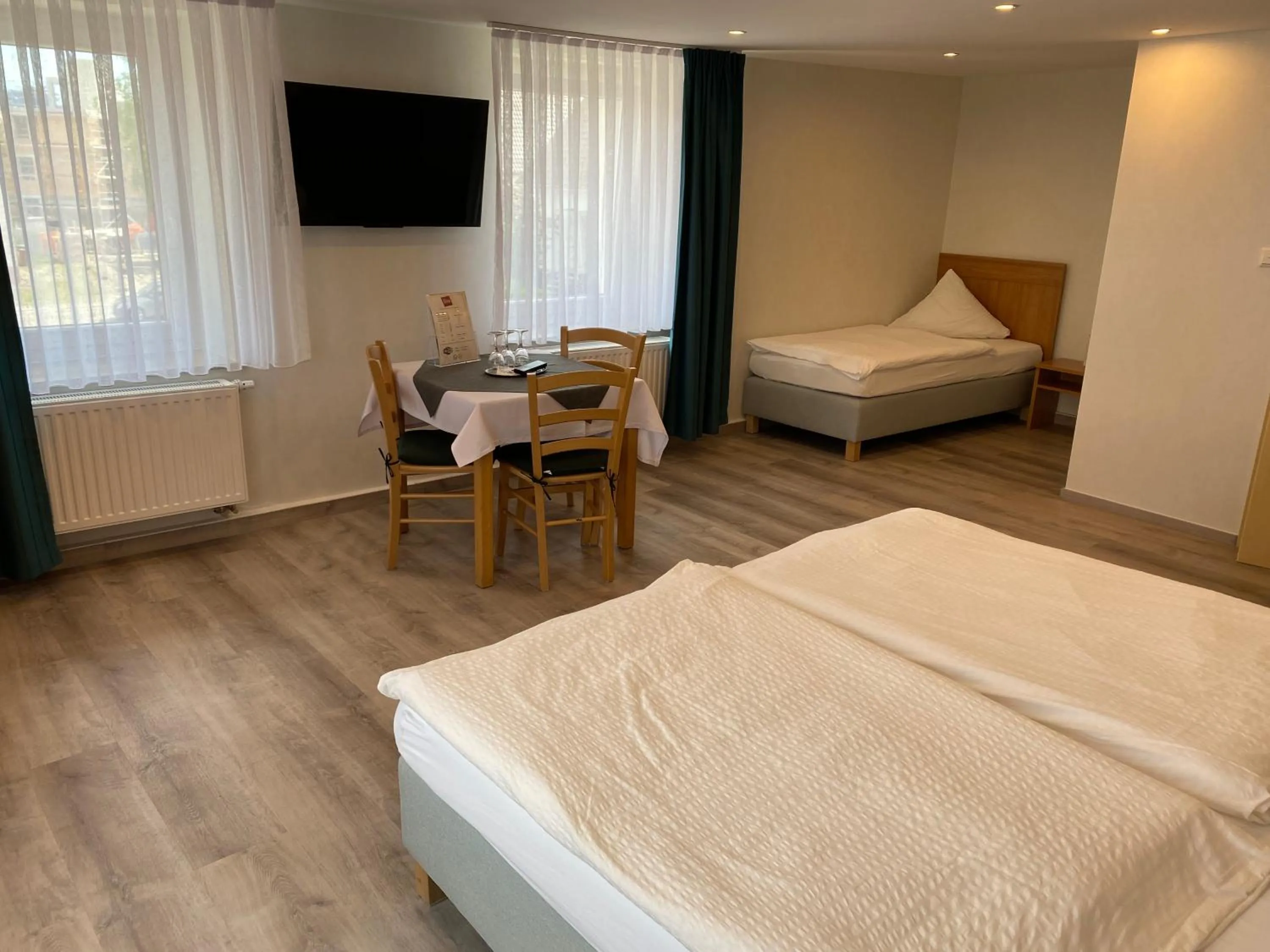 Bed in Gästehaus Gisela