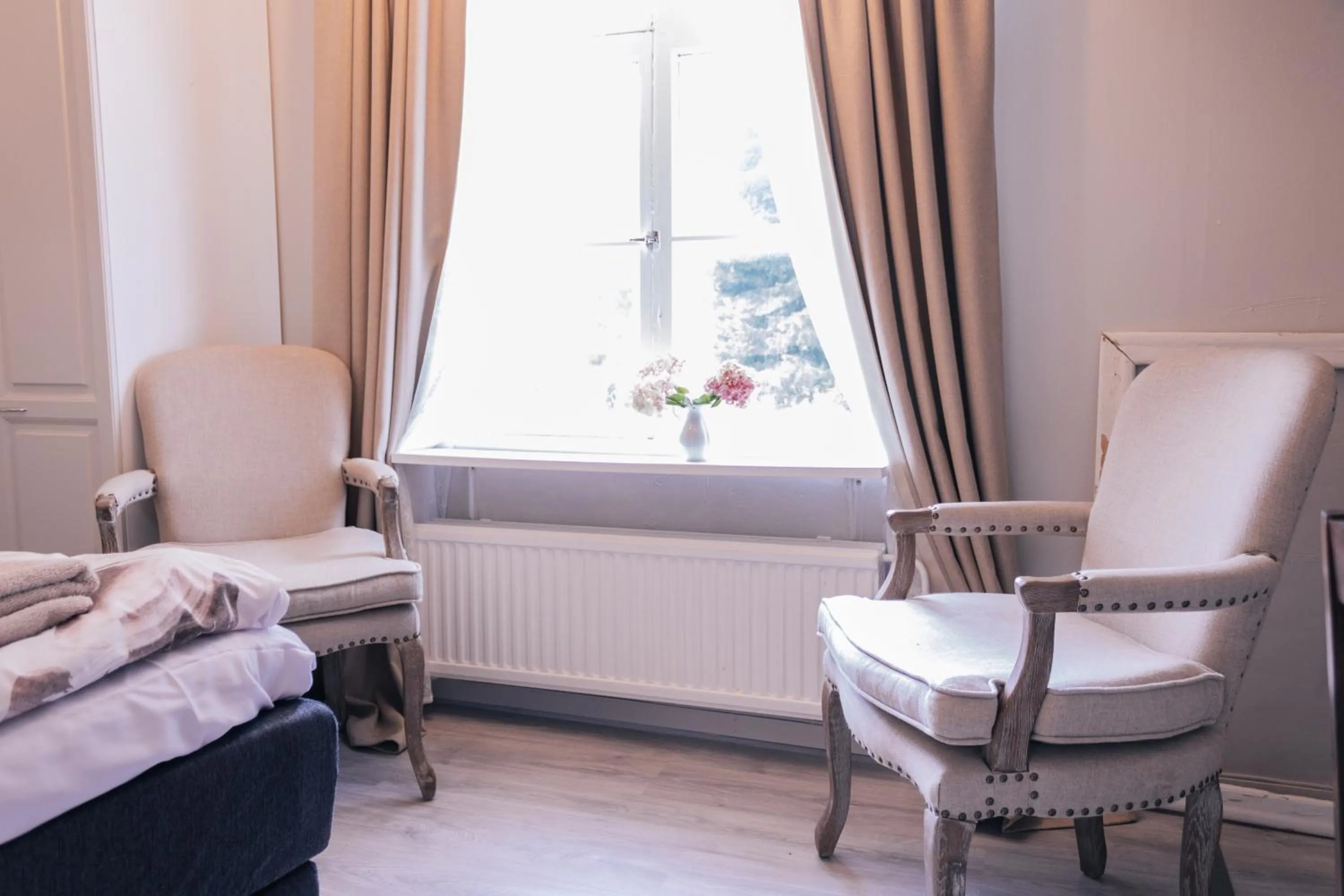 Seating area in Saarijärven Ruustinna Oy