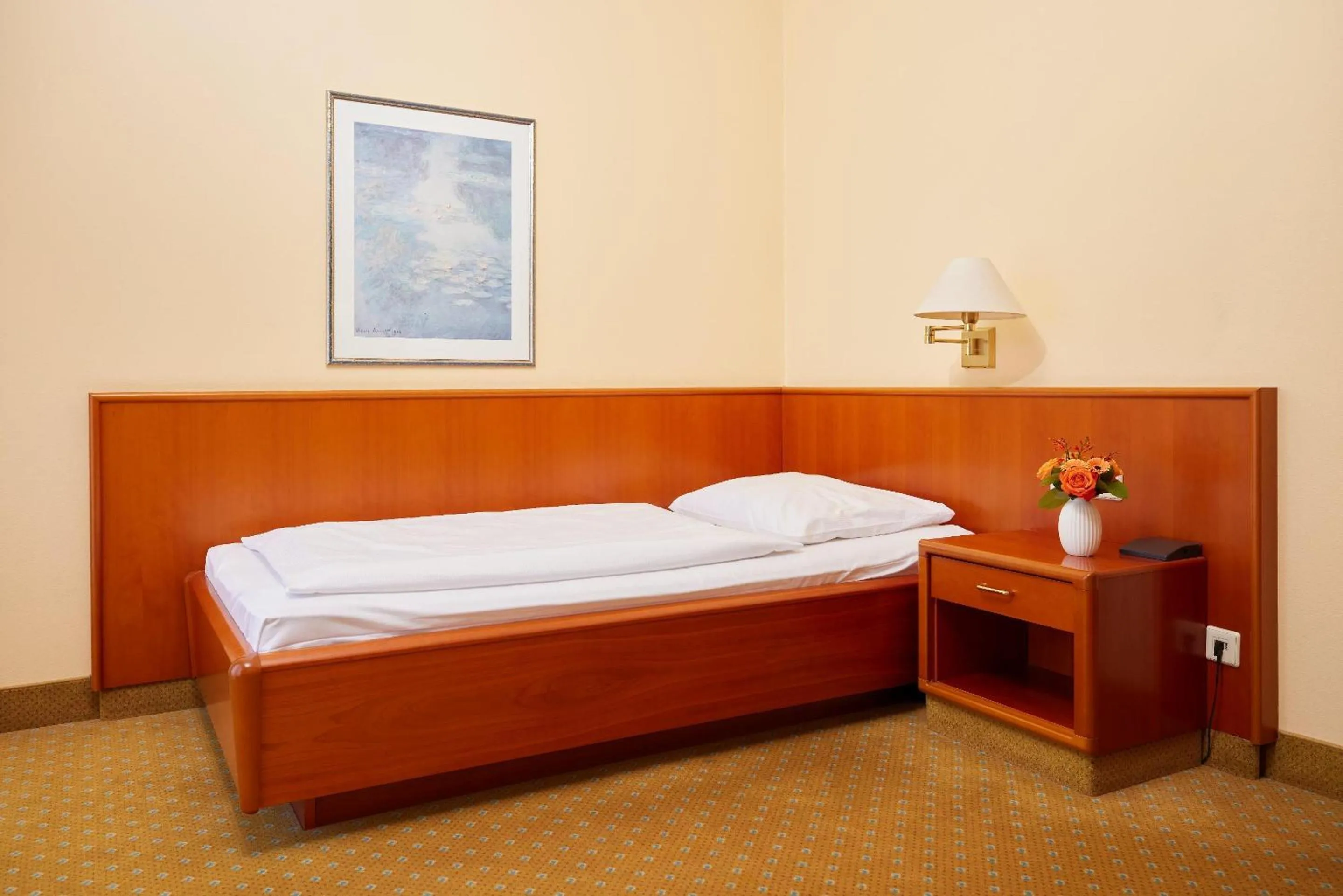 Bedroom, Bed in Best Western Hotel Geheimer Rat