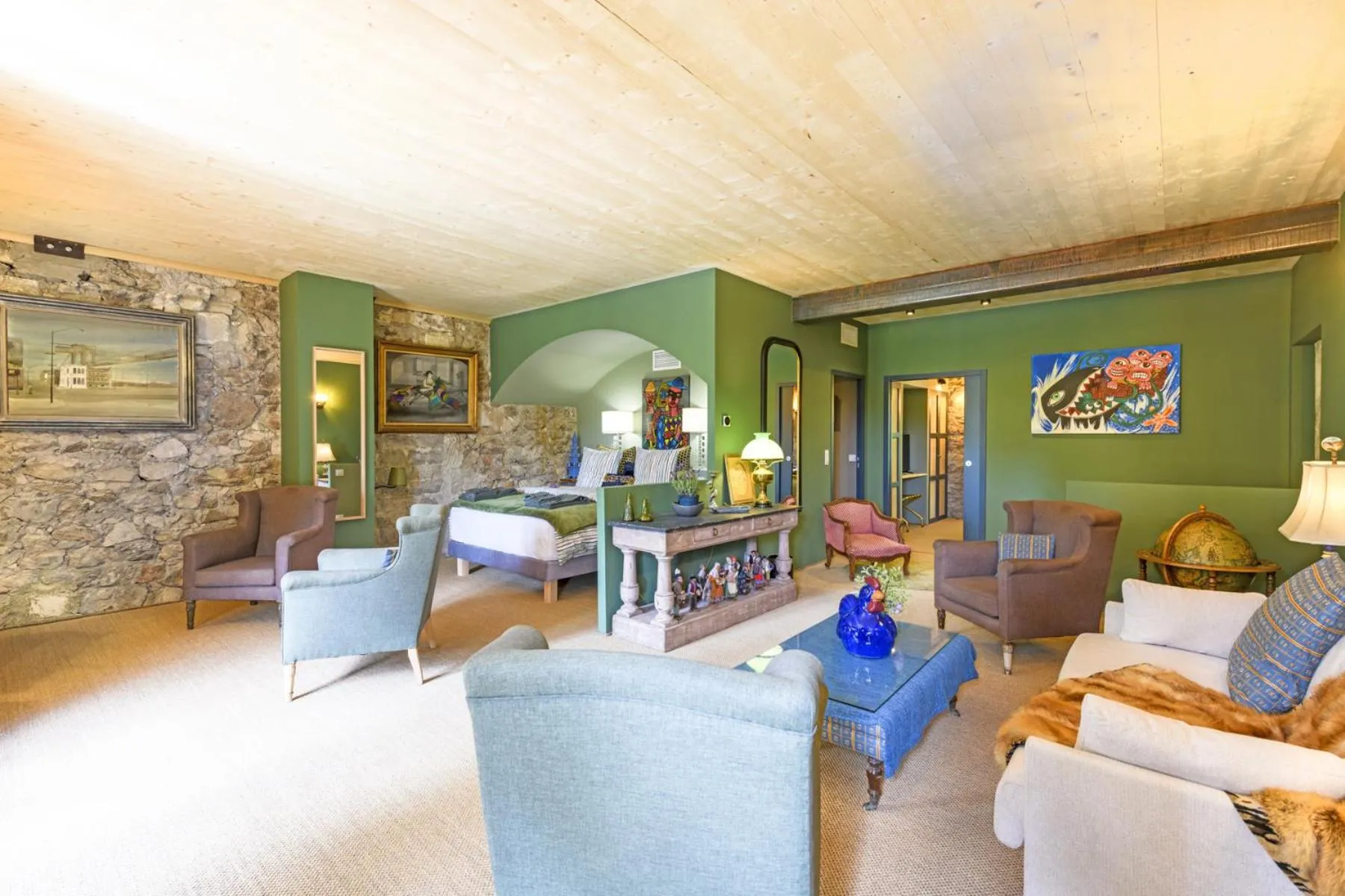 Bedroom, Bed in Bastide de Bellegarde