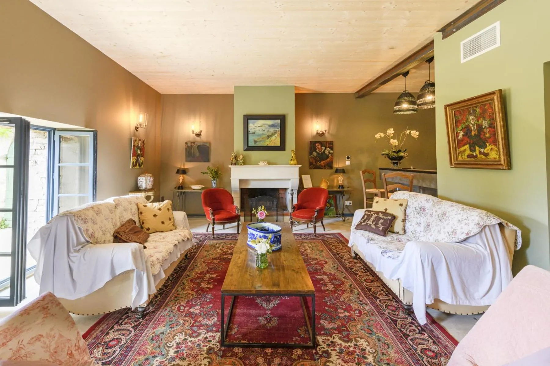 Living room in Bastide de Bellegarde