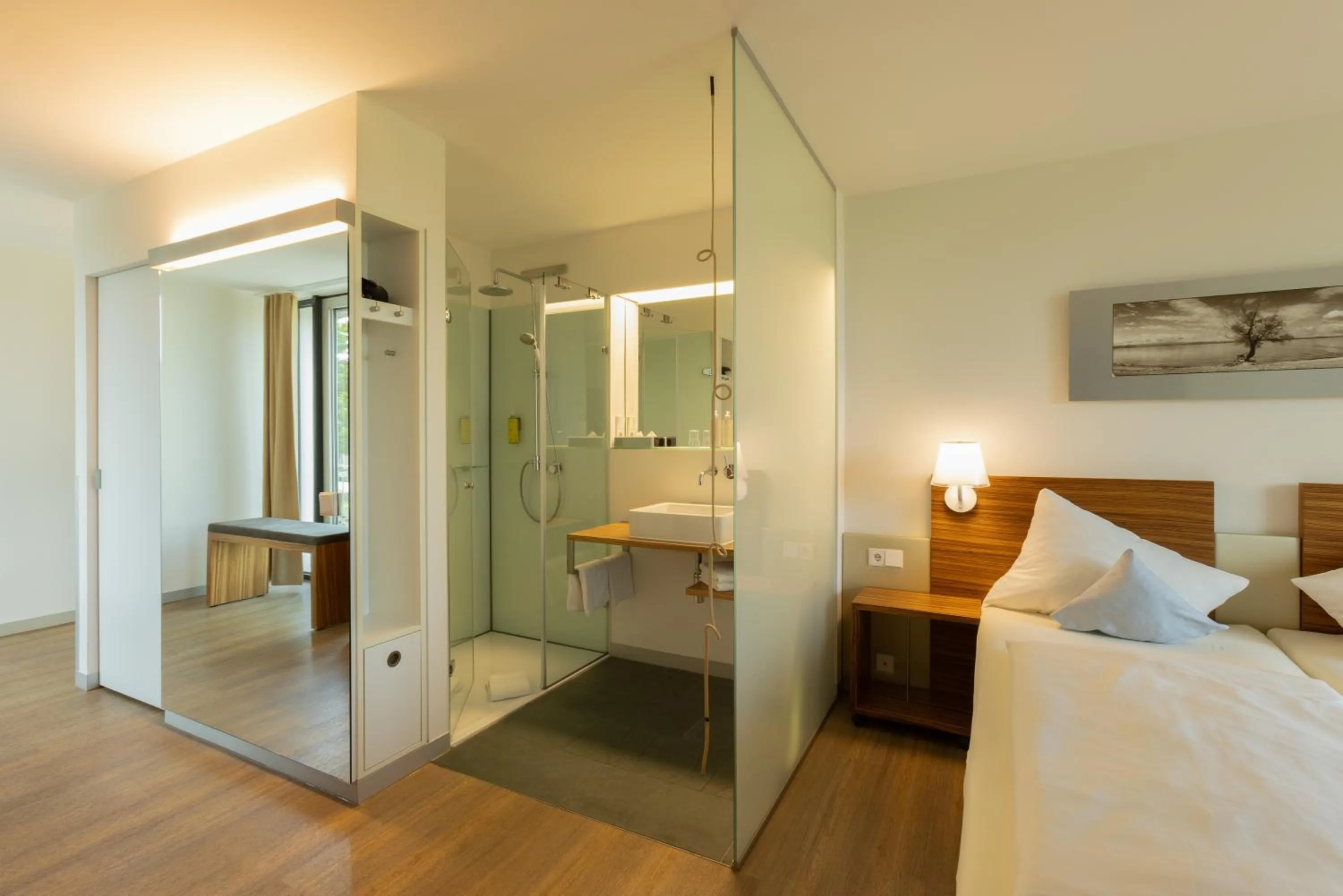 Photo of the whole room, Bed in Hotel Knoblauch