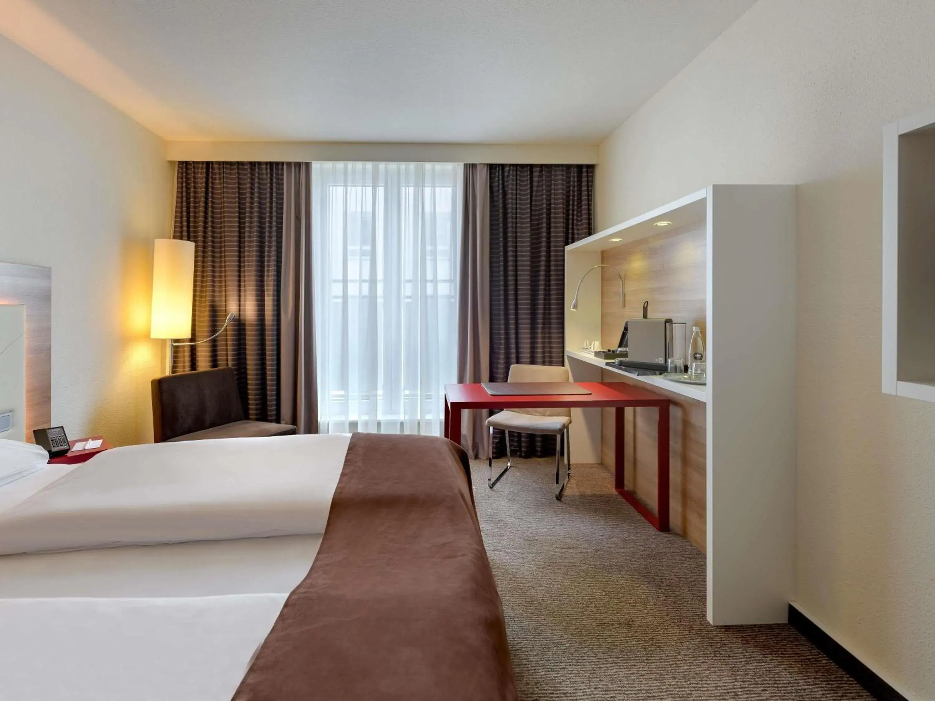 Superior Double Room in Mercure Hotel Stuttgart Airport Messe Superior Double Room in Mercure Hotel Stuttgart Airport Messe