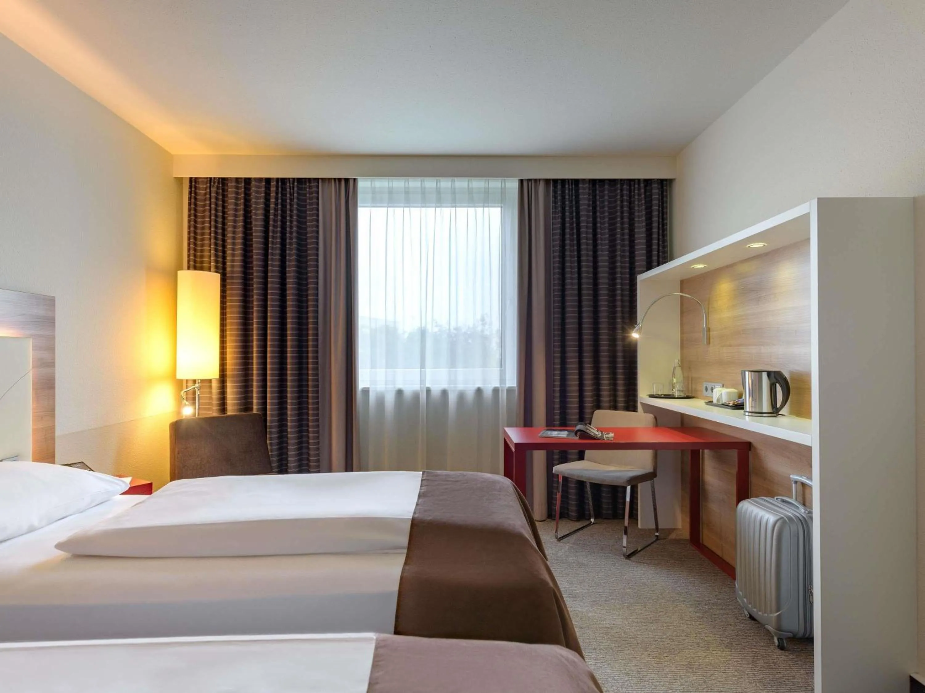 Bedroom, Bed in Mercure Hotel Stuttgart Airport Messe