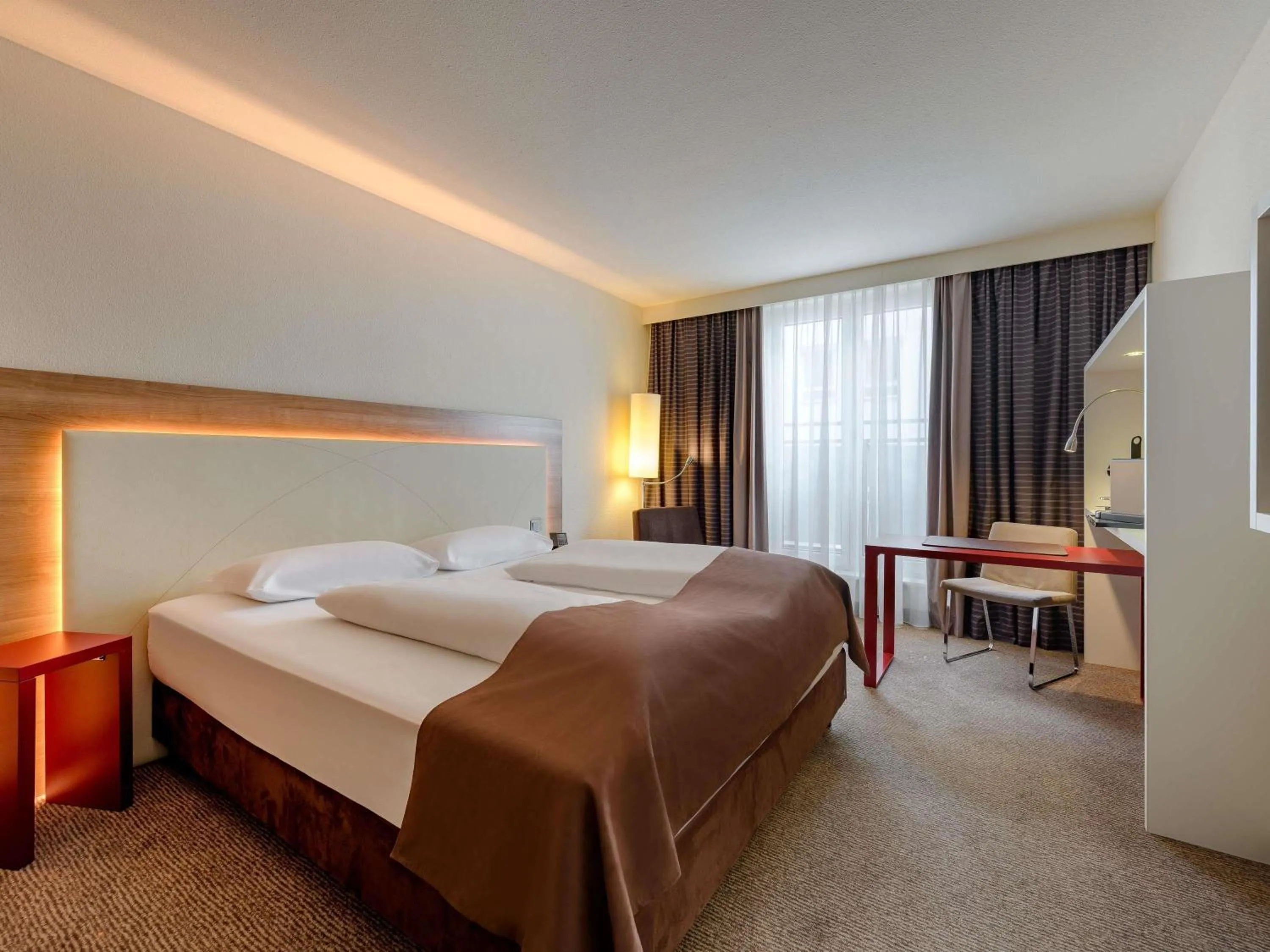 Superior Double Room in Mercure Hotel Stuttgart Airport Messe