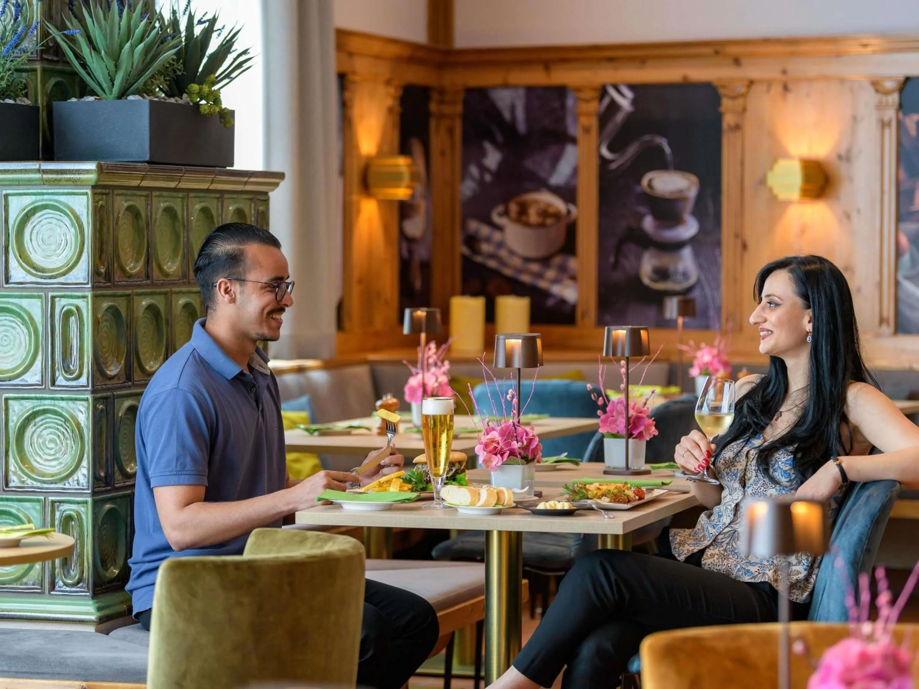 Lounge or bar in Mercure Hotel Stuttgart Airport Messe