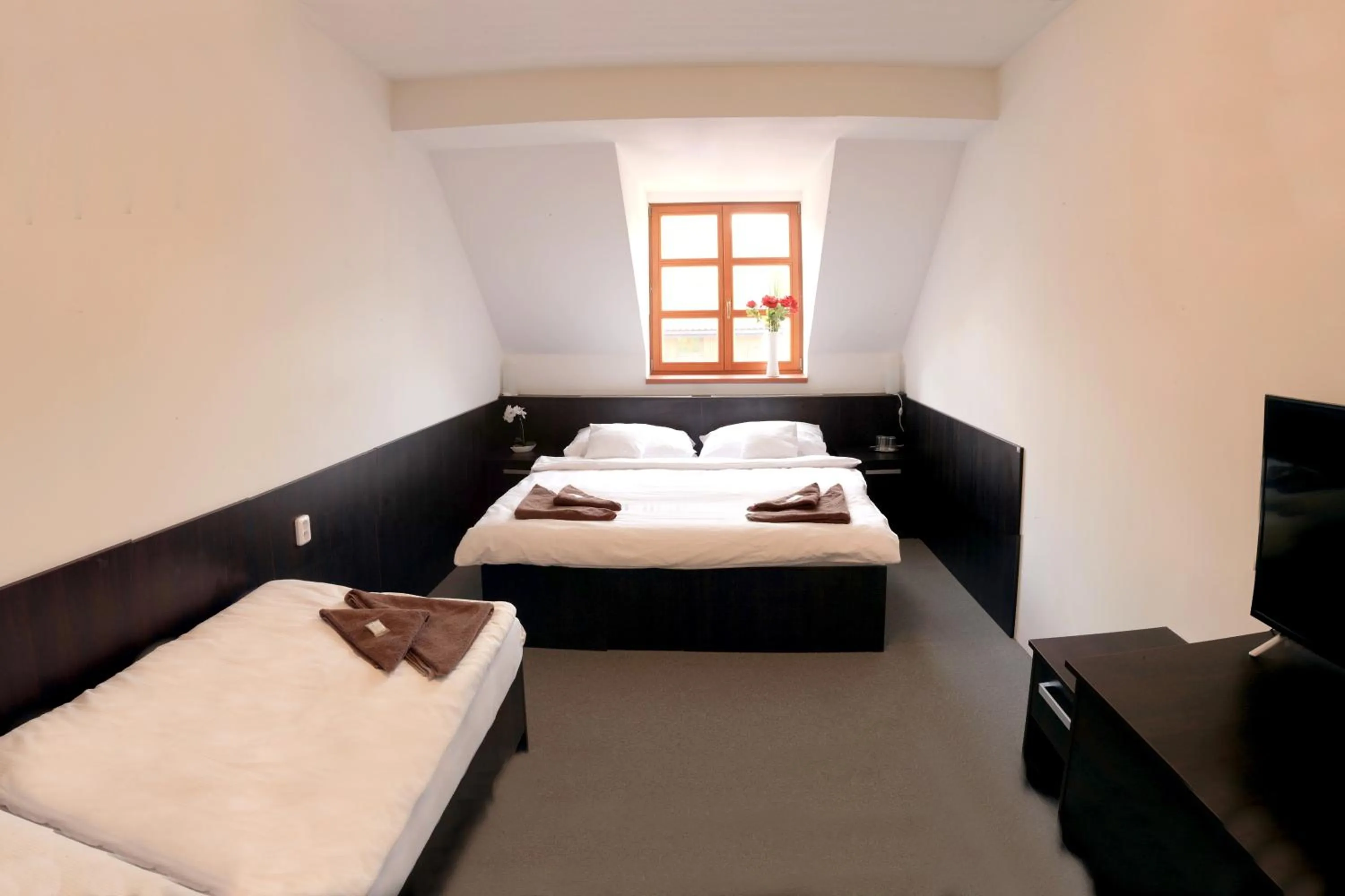 Bed in Štiřínská stodola u Prahy