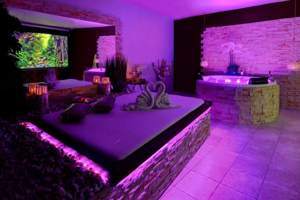 Spa and wellness centre/facilities in Štiřínská stodola u Prahy