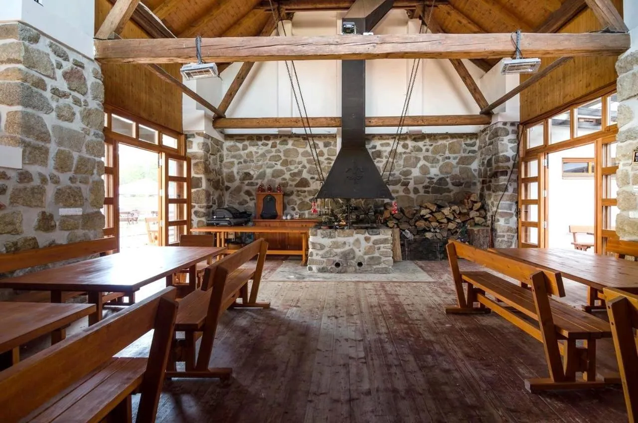 BBQ facilities in Štiřínská stodola u Prahy