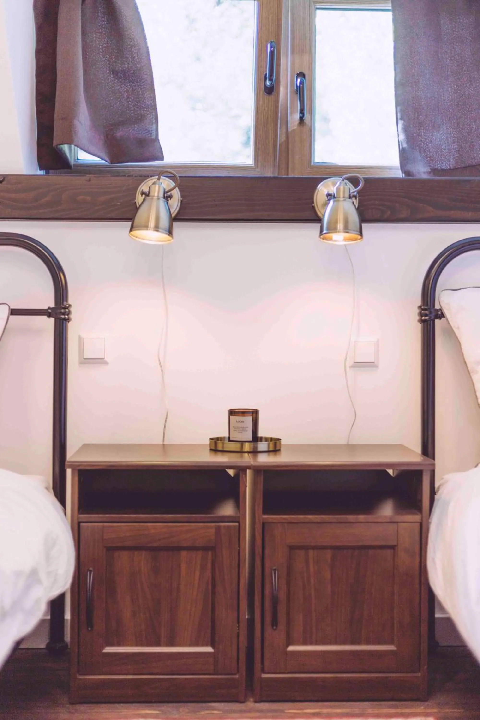 Decorative detail, Bed in EDELFUCHS-LODGE