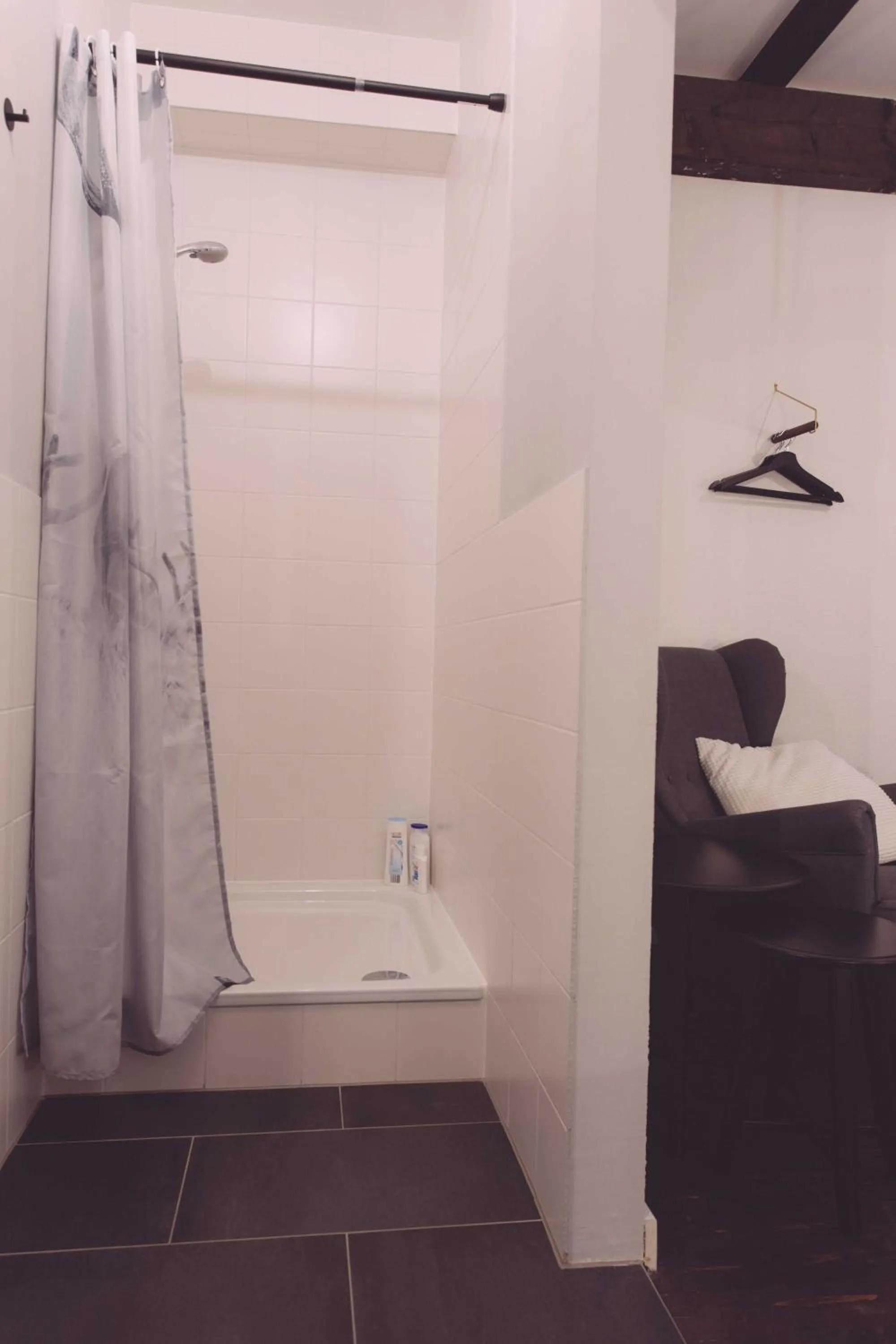 Shower in EDELFUCHS-LODGE