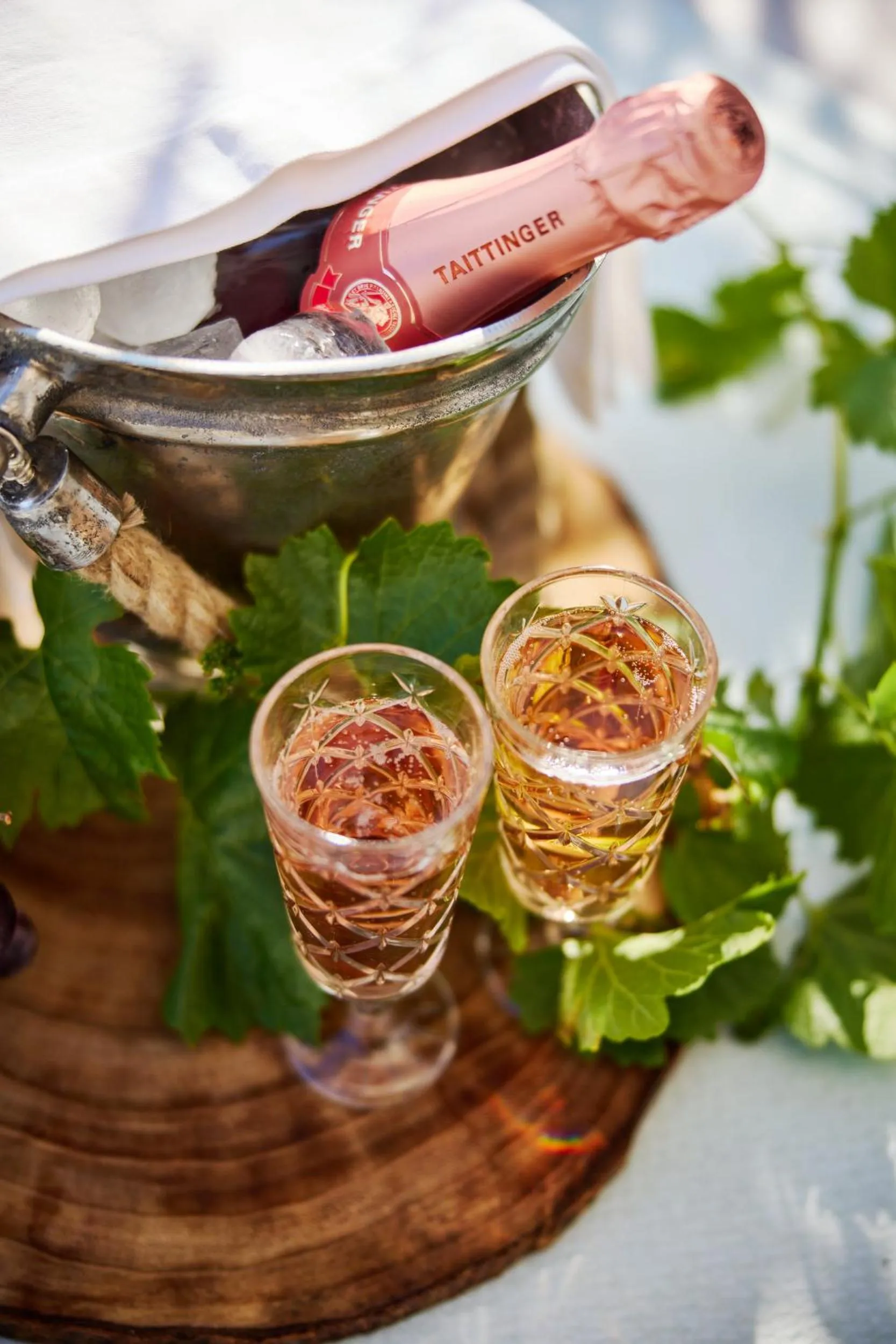 VILASIRA ( Rooms & Wines )