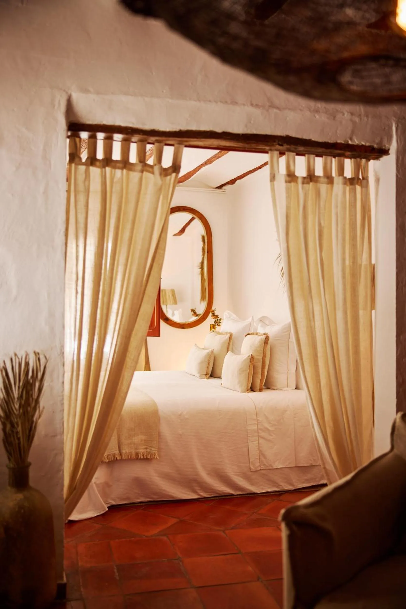 Bed in VILASIRA ( Rooms & Wines )