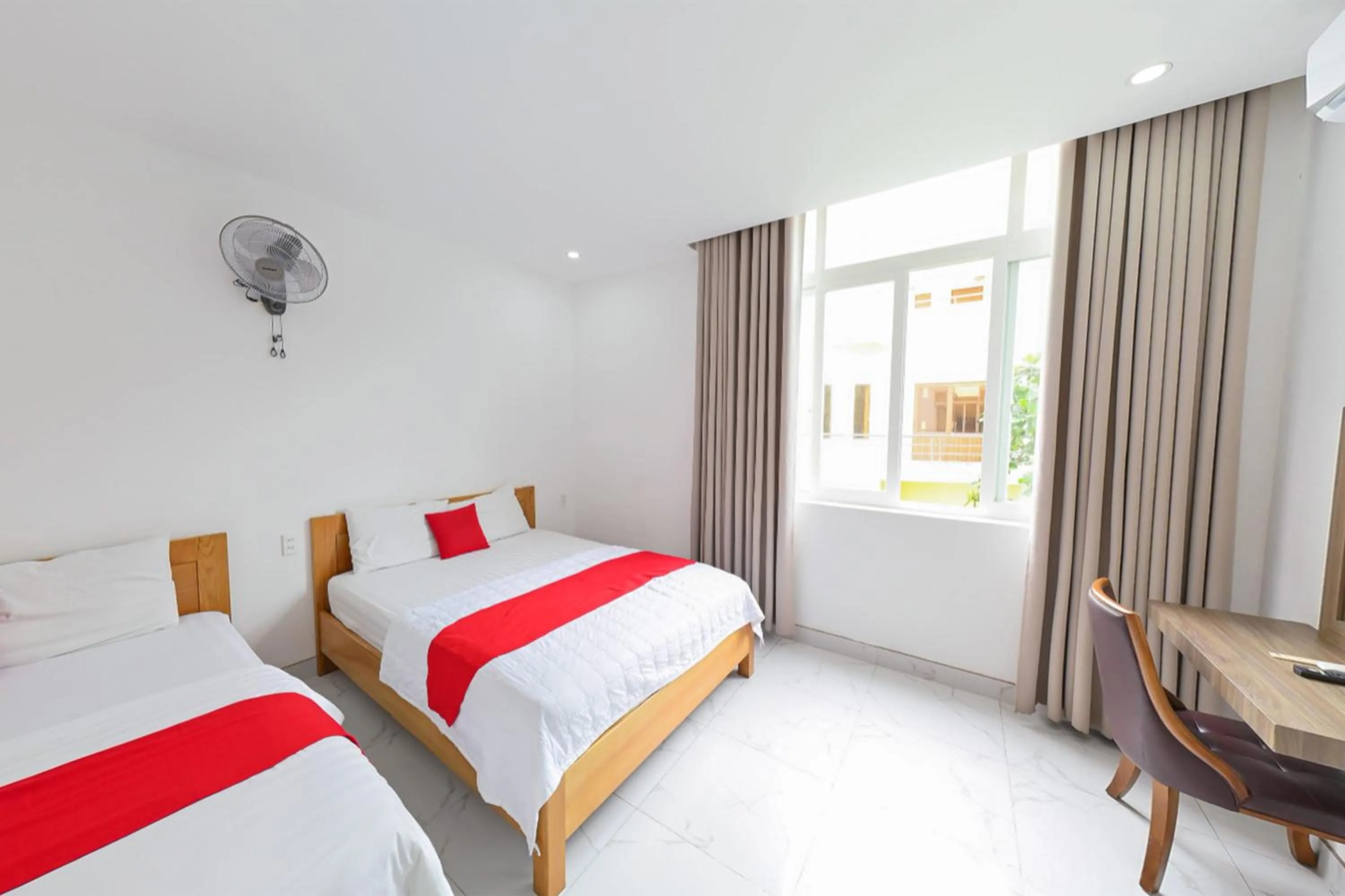 Bedroom, Bed in Tuyet Lan Hotel Vung Tau