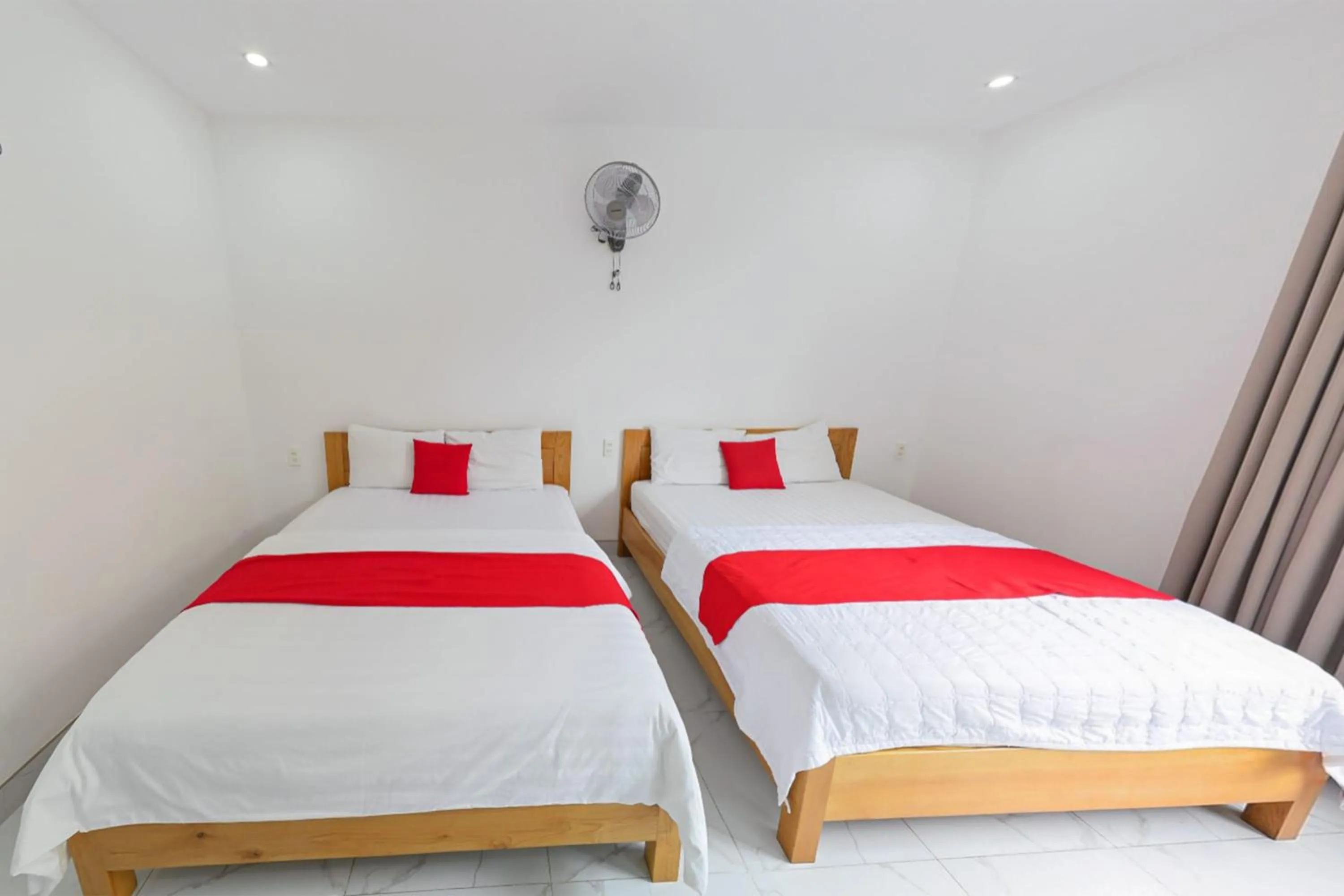 Bedroom, Bed in Tuyet Lan Hotel Vung Tau