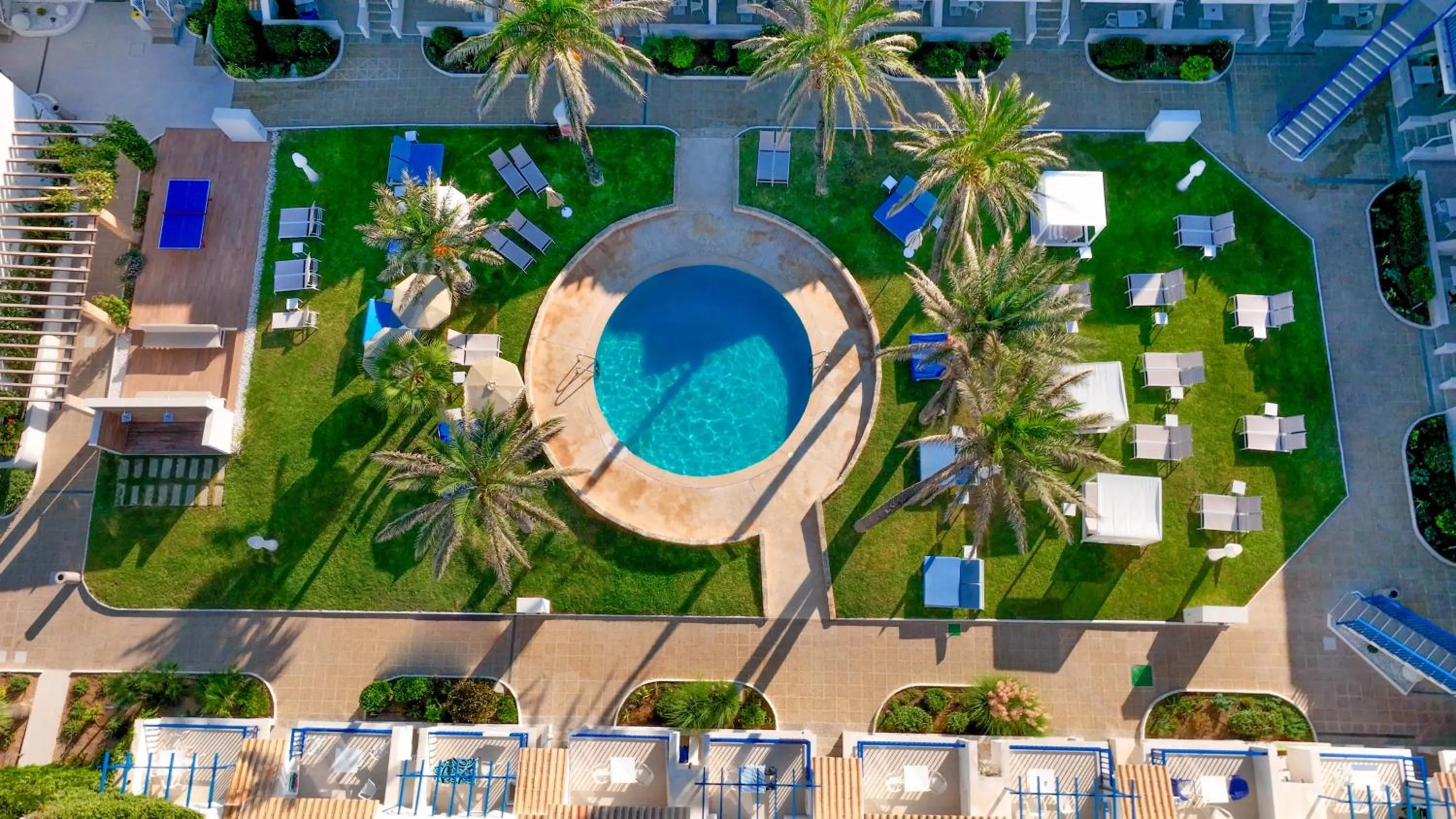 Bird's eye view in Parque Nereida Suites Hotel