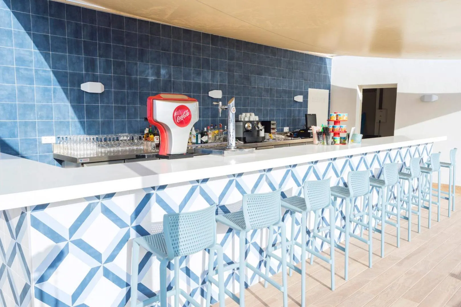 Lounge or bar in Parque Nereida Suites Hotel