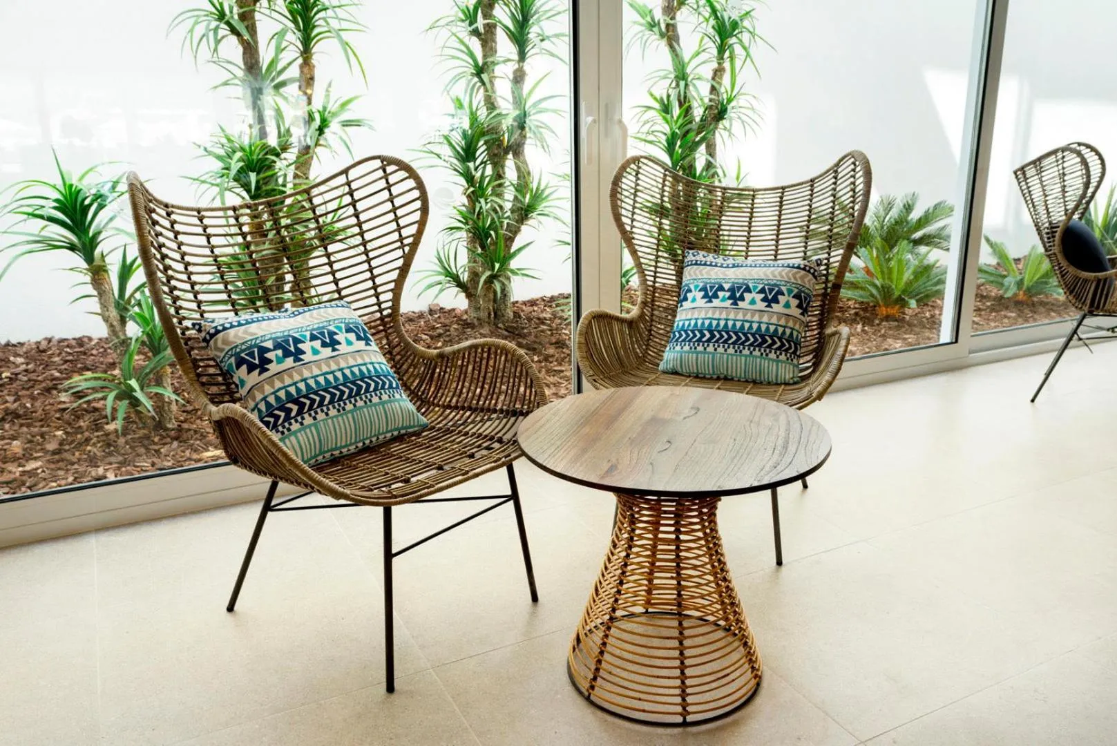 Living room in Parque Nereida Suites Hotel