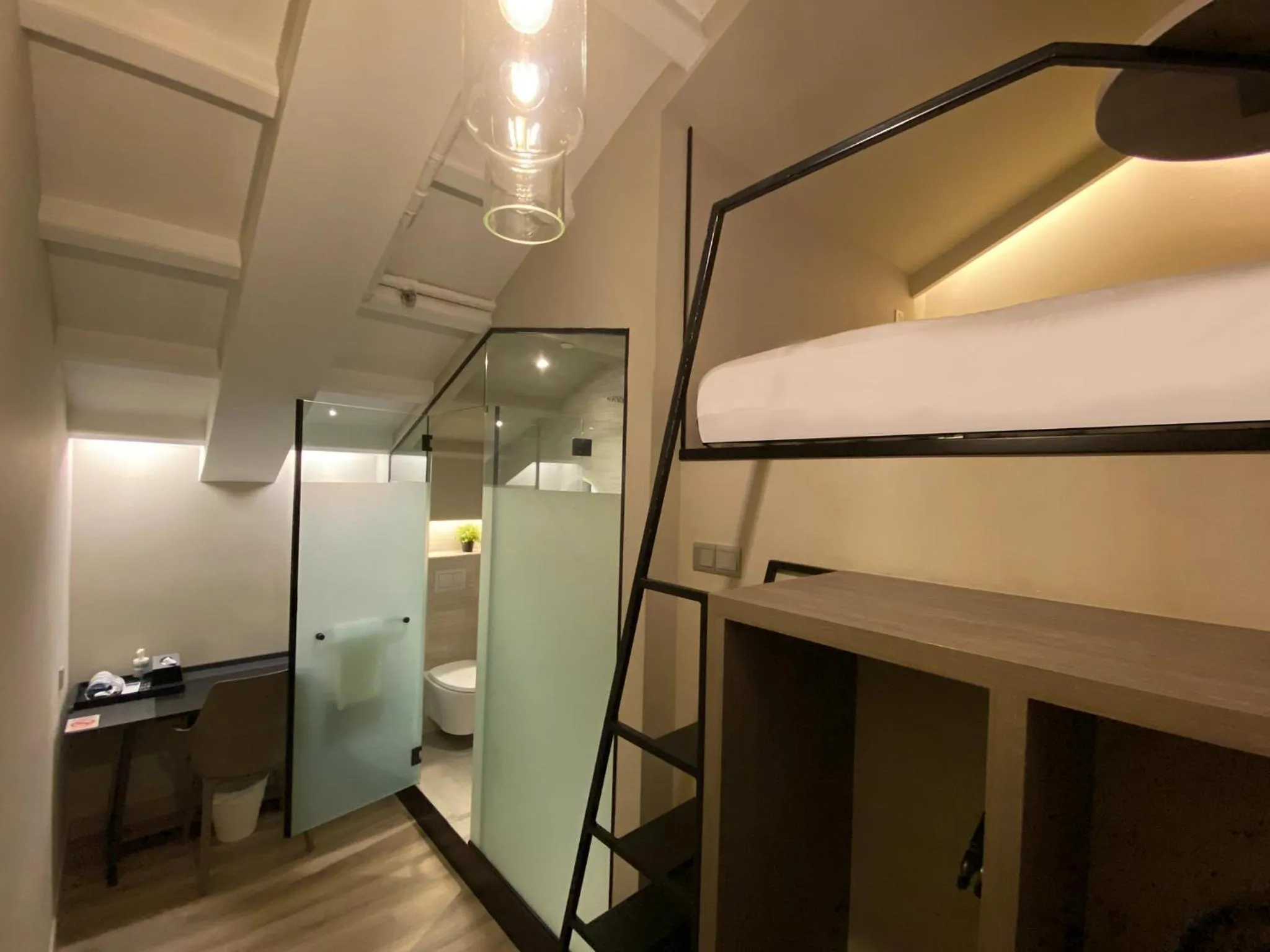 air conditioner in ST Signature Jalan Besar, DAYUSE, 5 Hours, 10AM-3PM