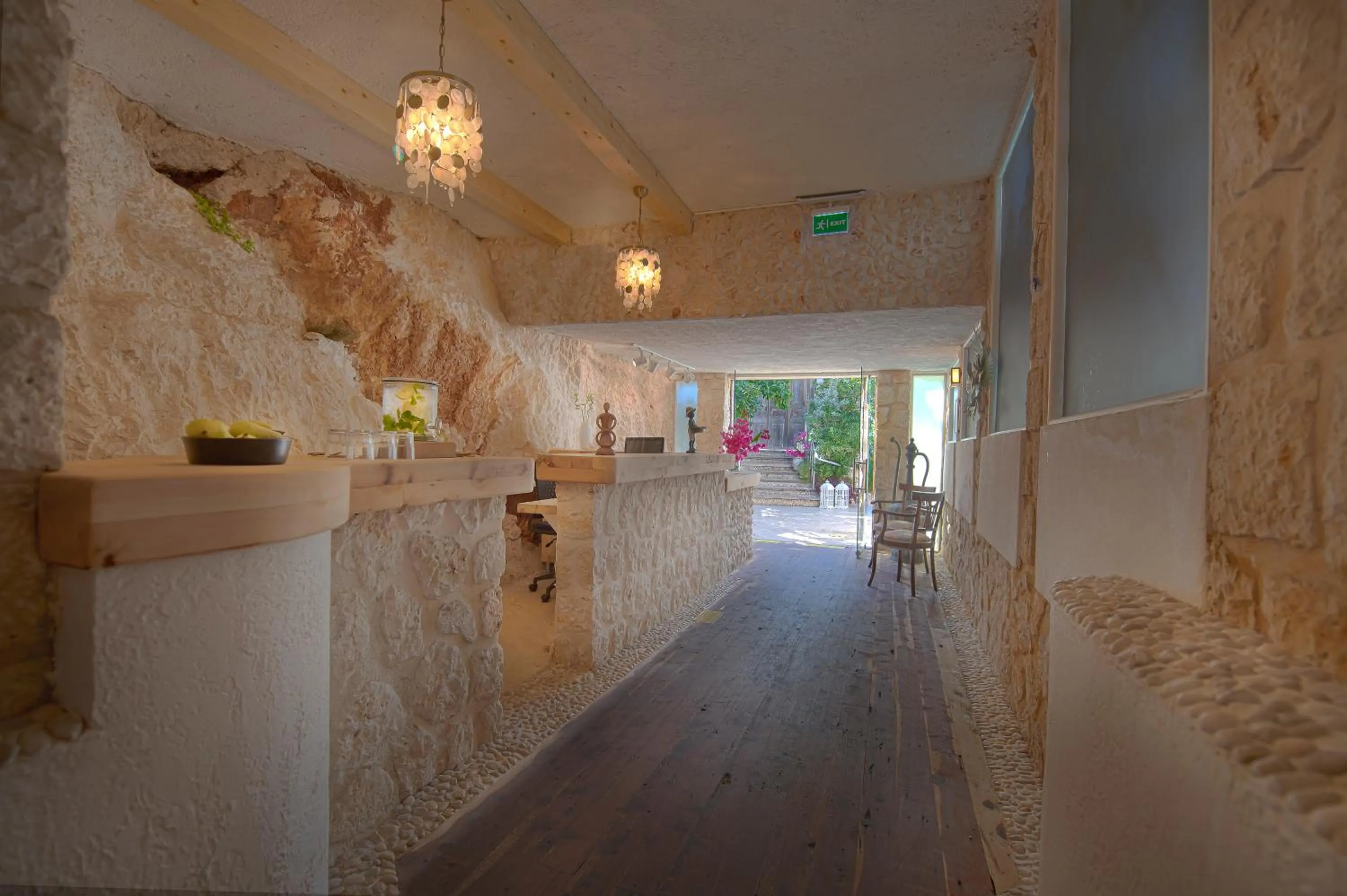 Lobby or reception in Peninsula Gardens Hotel