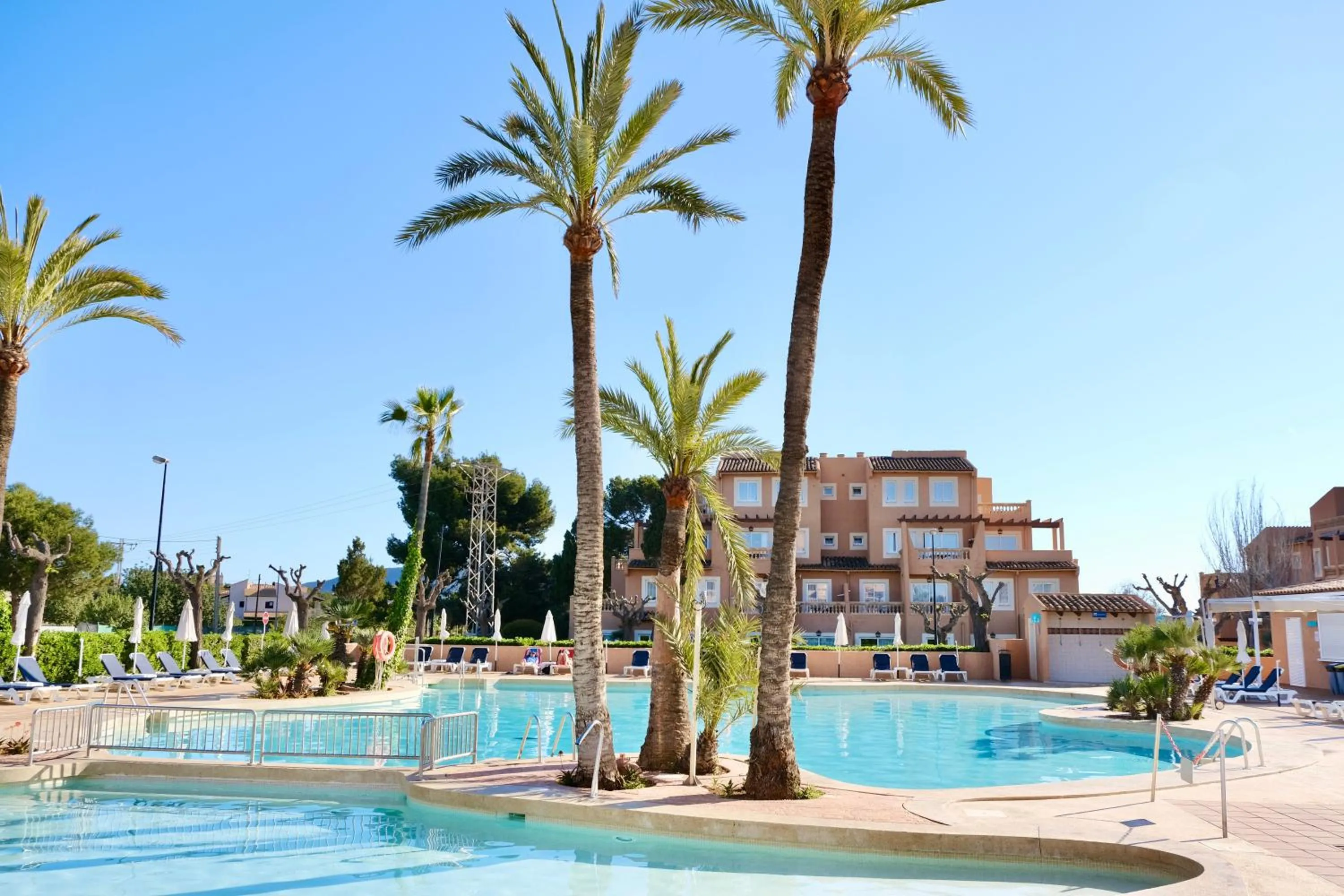 Swimming pool in Aparthotel Ciudad Laurel