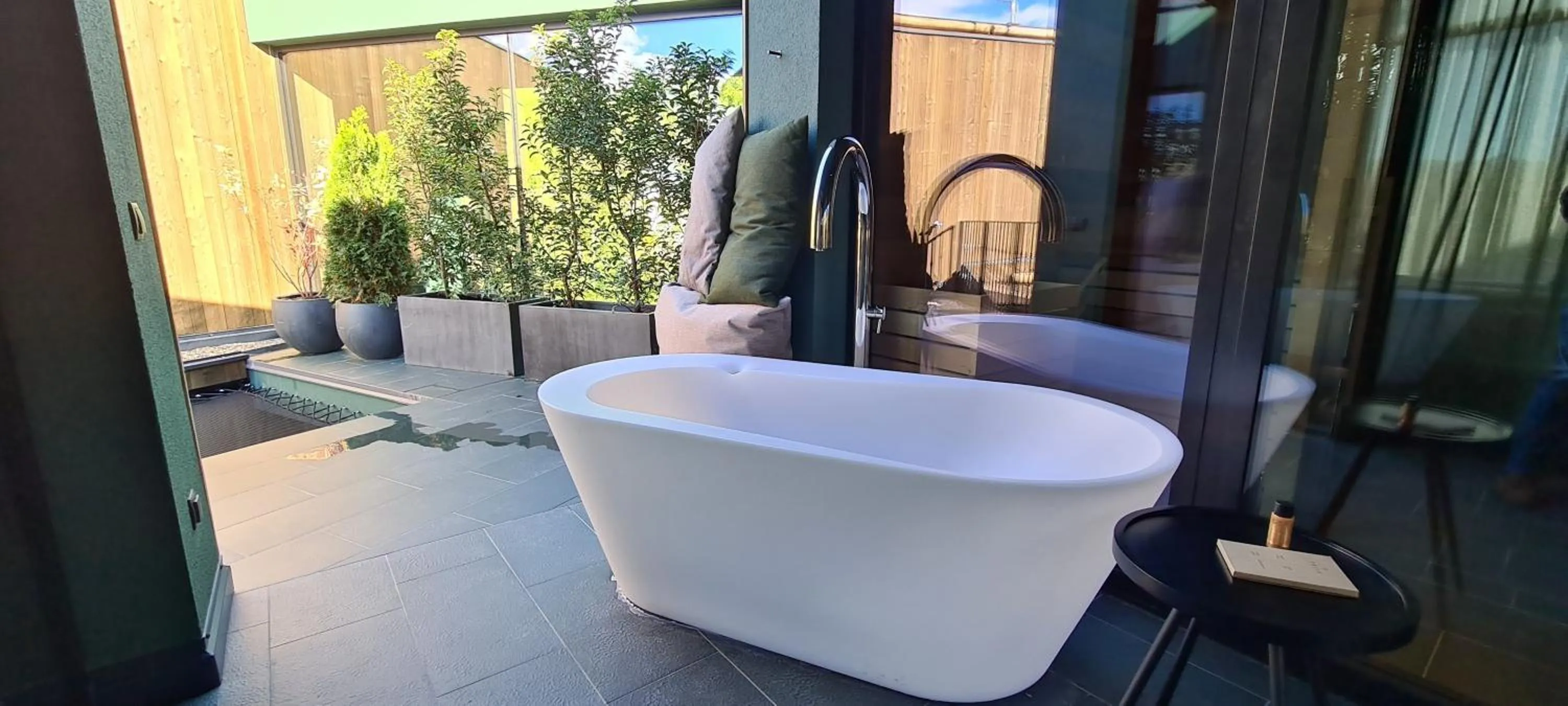 Floris Green Suites by Parc Hotel Florian