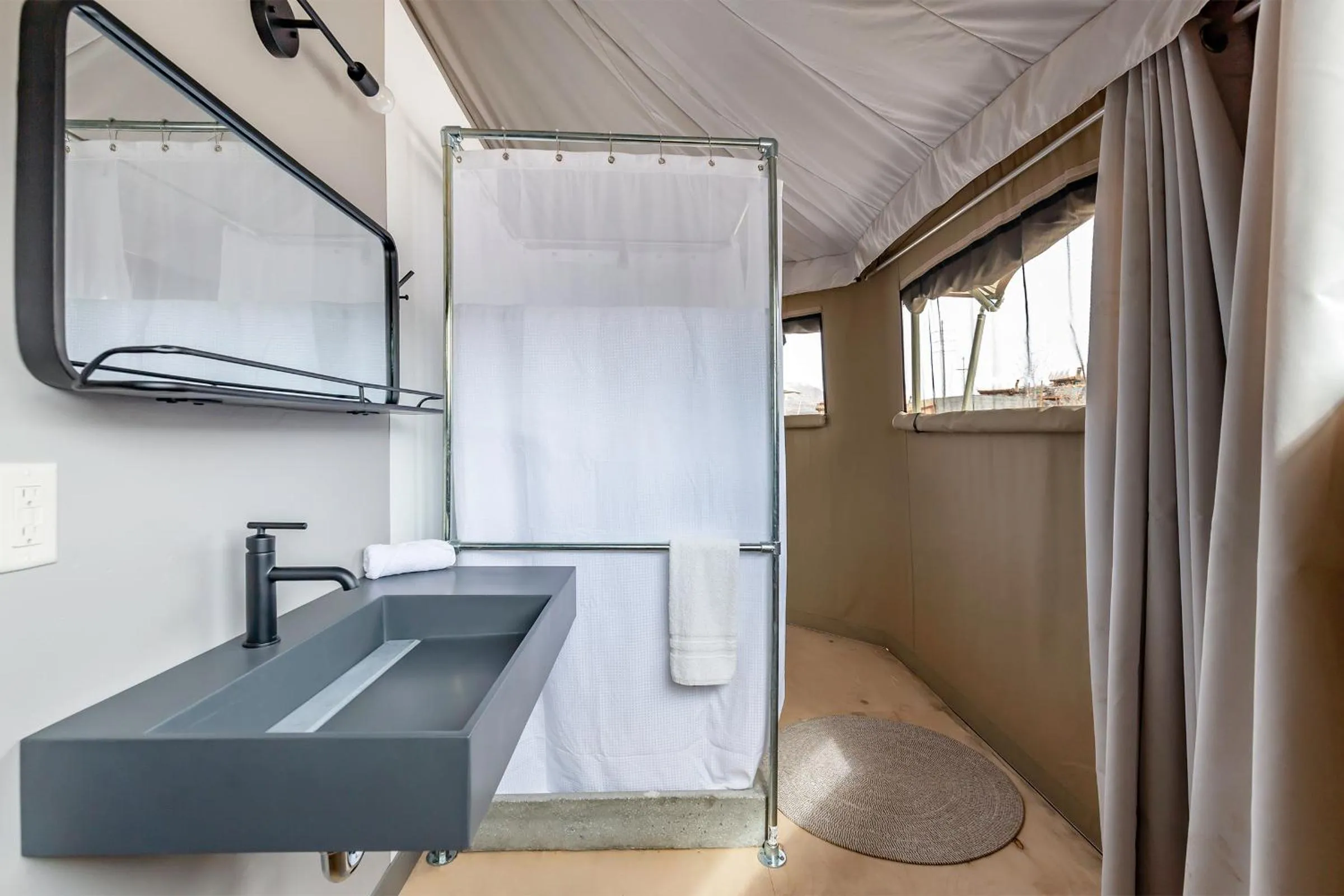 Shower in Zion Wildflower Resort