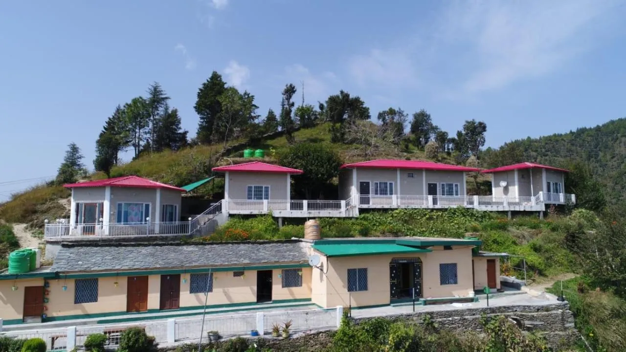 Property building in Pahadi Ghar Homestay