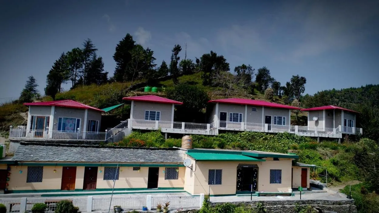 Property building in Pahadi Ghar Homestay