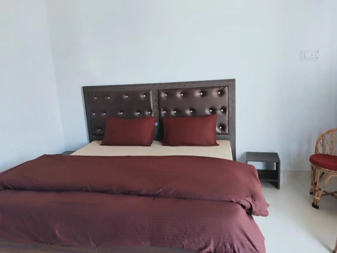 Bed in Pahadi Ghar Homestay