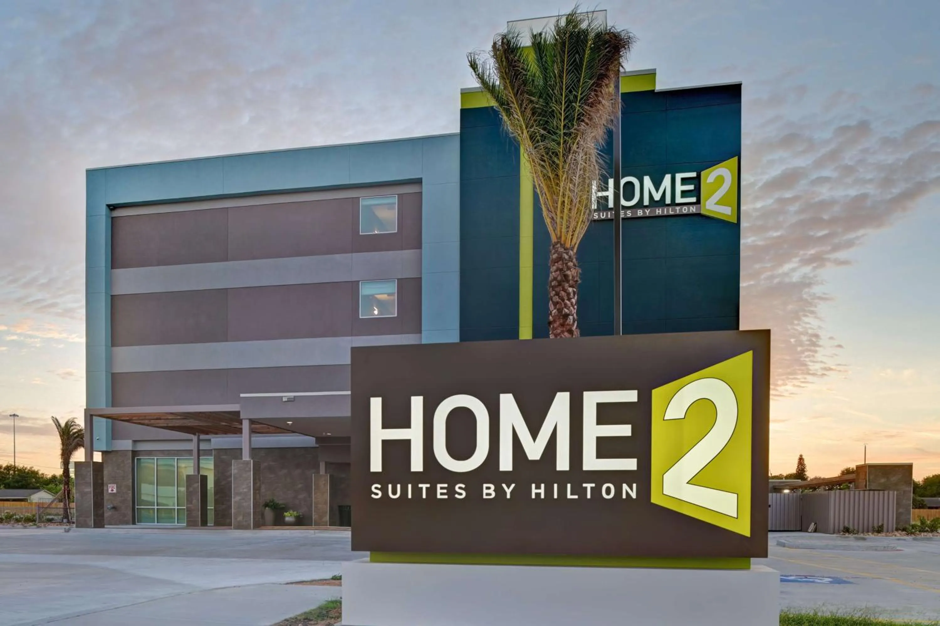 Property building in Home2 Suites Corpus Christi Southeast, Tx