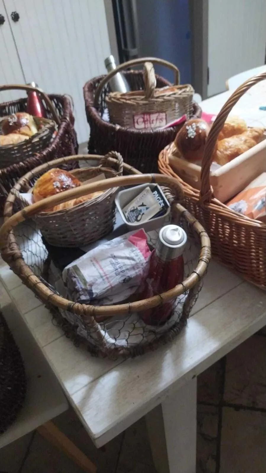 Breakfast in Lo Rey du Lac