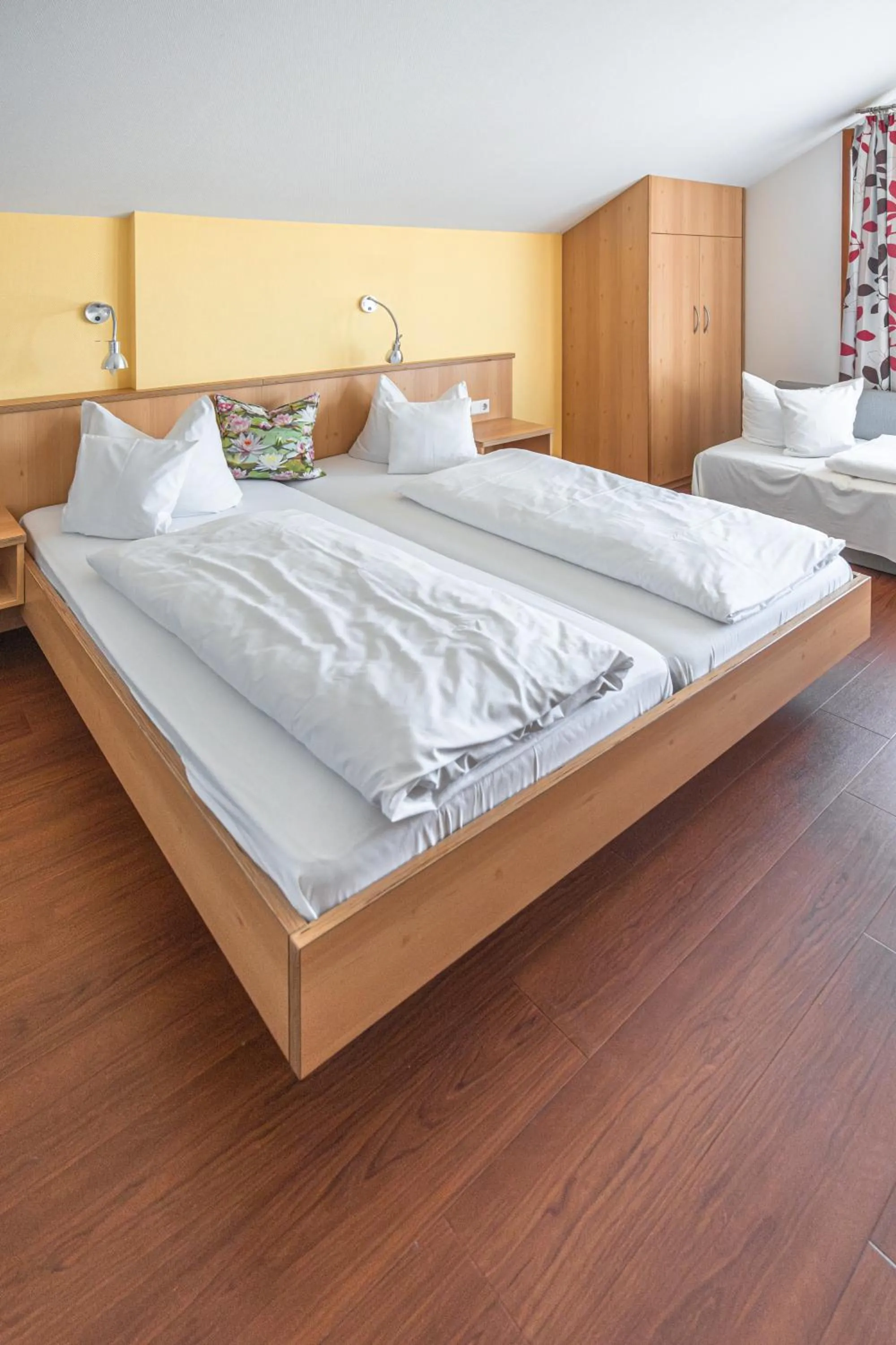 Bedroom, Bed in DEVA Hotel Renchtalblick