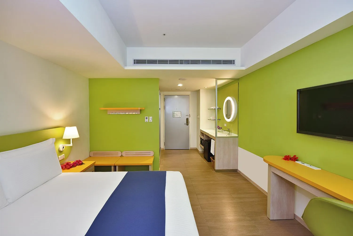 Photo of the whole room, Bed in Fullon Poshtel Kenting