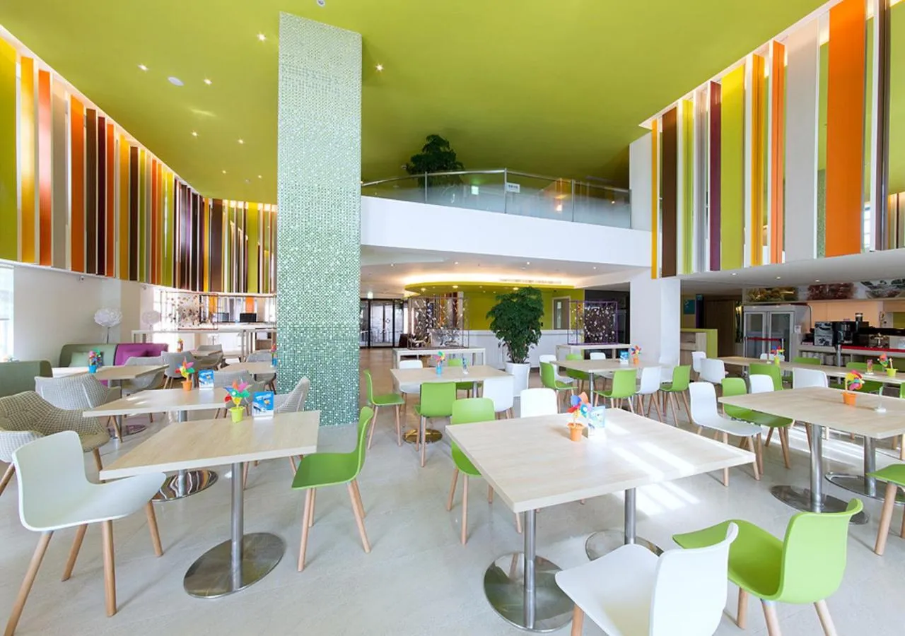 Restaurant/places to eat in Fullon Poshtel Kenting