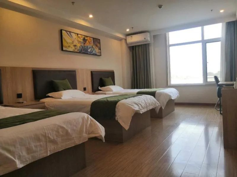 Bed in GreenTree Inn Heze Dingtao District Auto Town