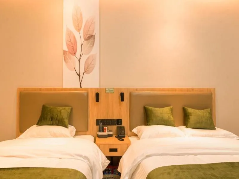 Bed in GreenTree Inn Nanjing Lukou Airport