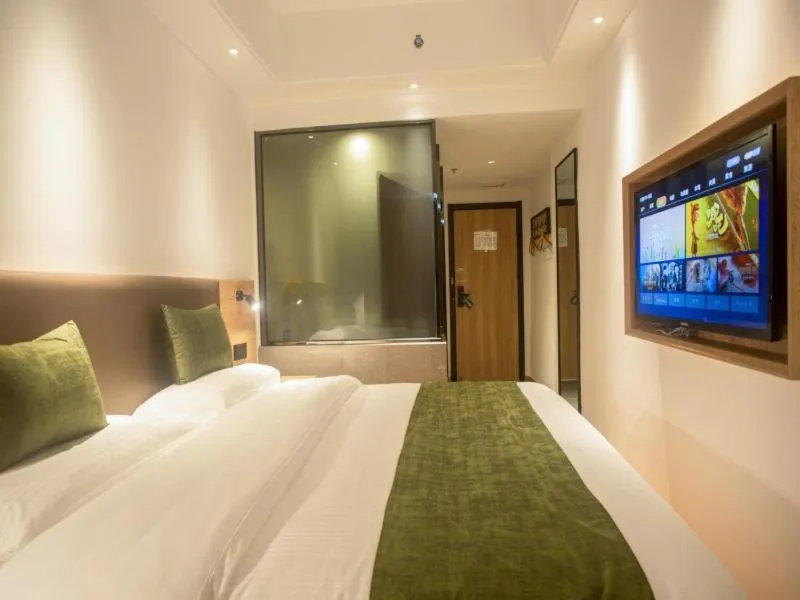Bed in GreenTree Inn Haikou Haixiu Middle Road