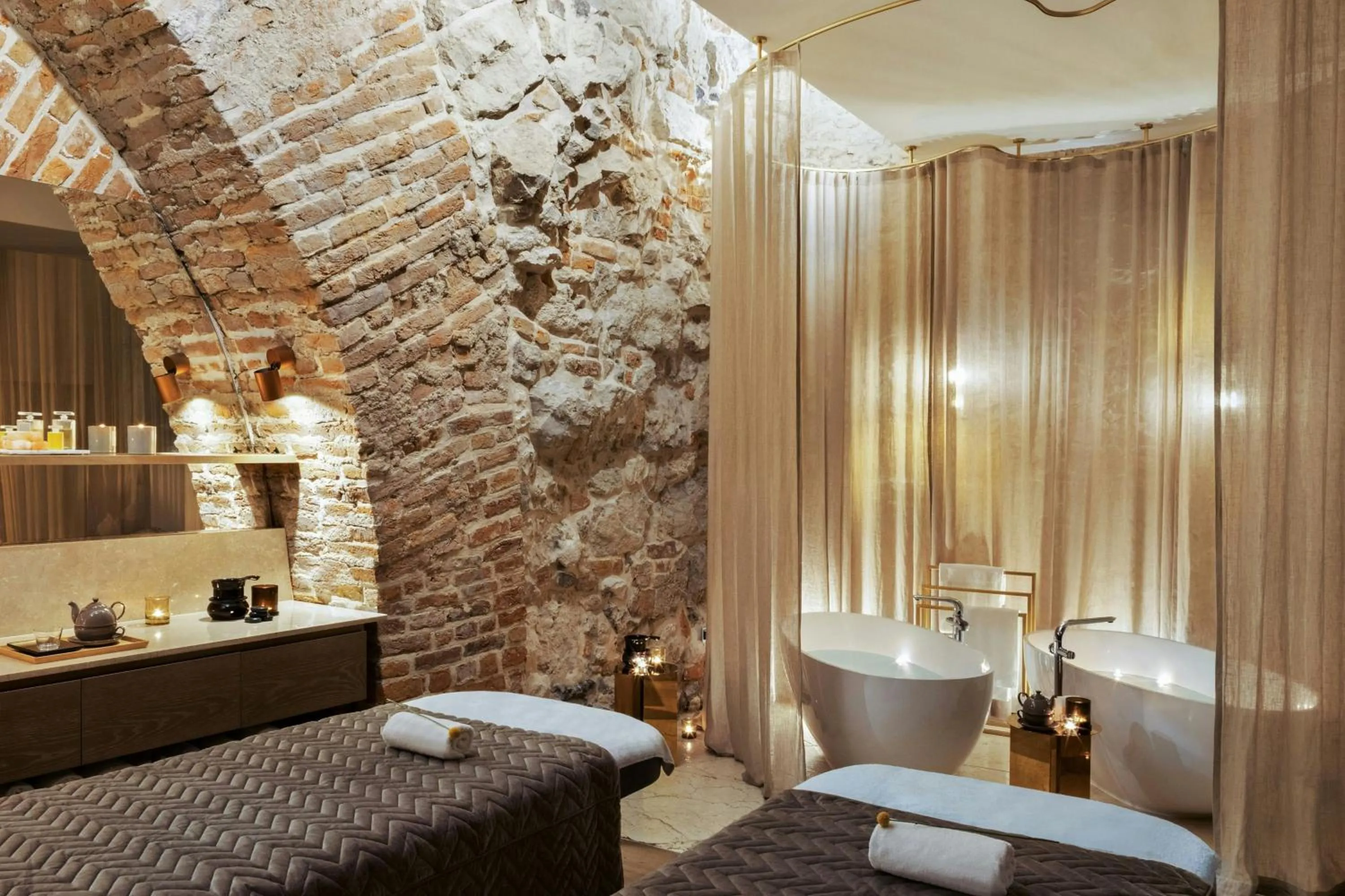 Spa and wellness centre/facilities in H15 Palace, a Luxury Collection Hotel, Krakow