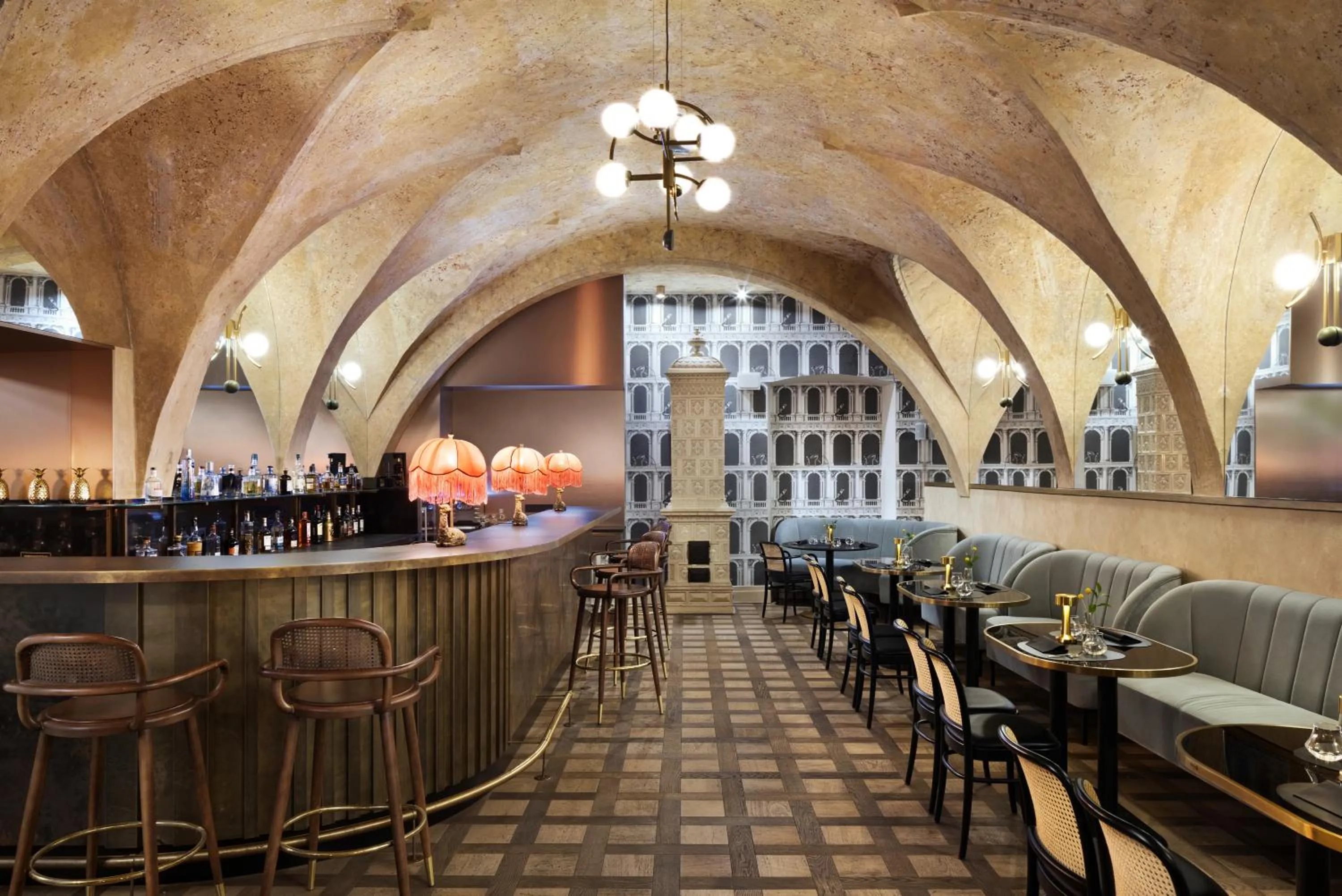 Restaurant/places to eat in H15 Palace, a Luxury Collection Hotel, Krakow