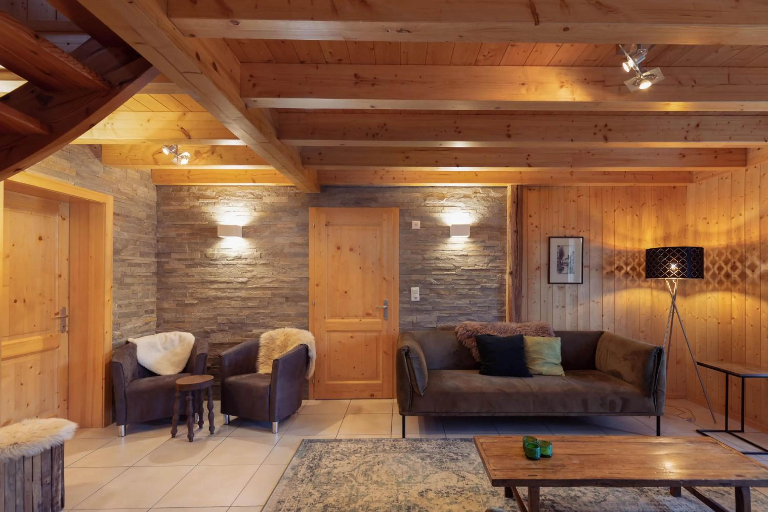 Chalet Belle Roche Recently renovated Jacuzzi