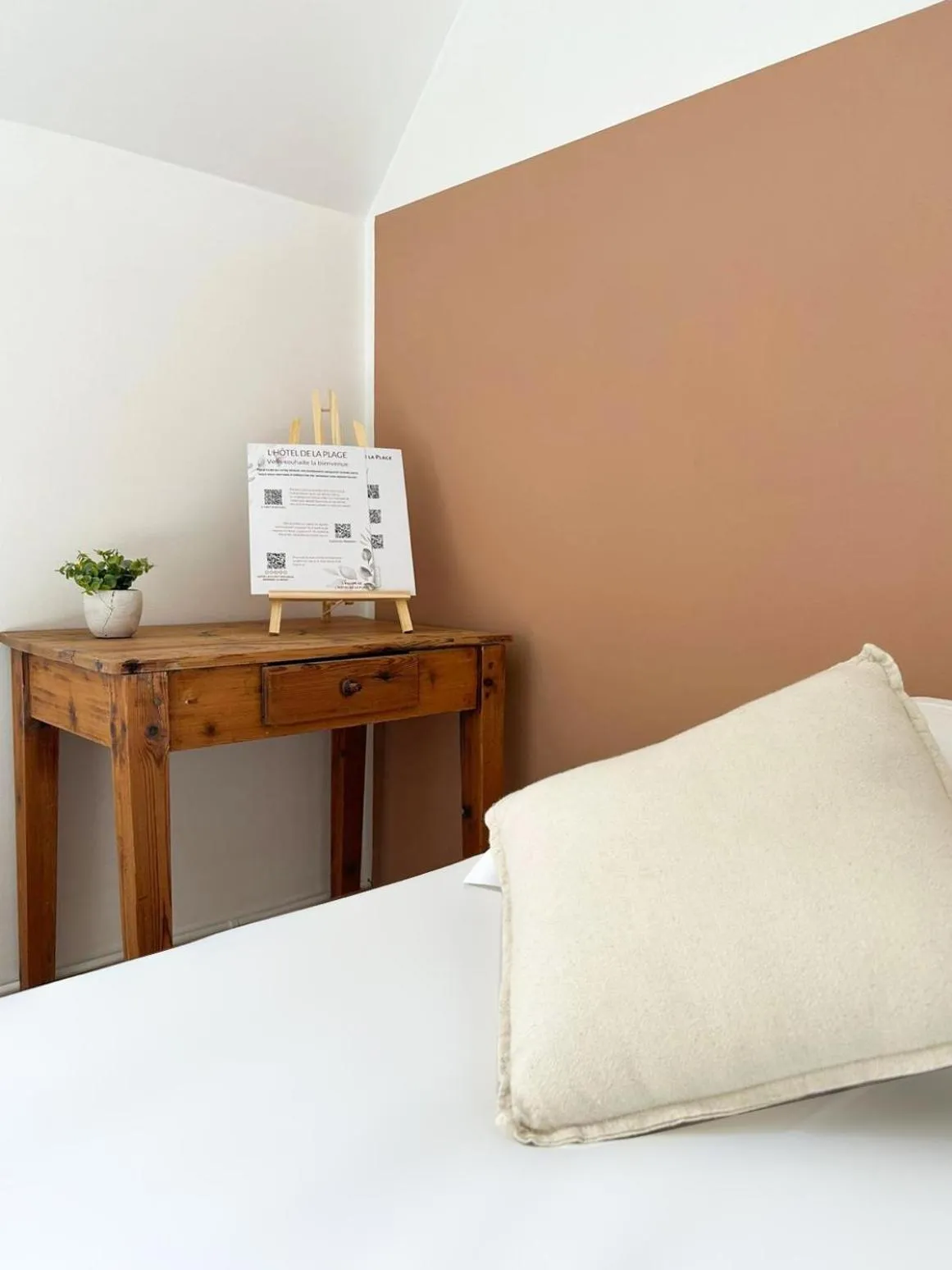 Bed in Hôtel de La Plage - WISSANT